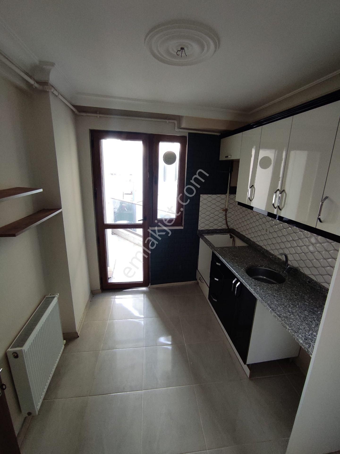 Yenidoğan Merkezde 2+1 Arakat Asansörlü Kiralık Daire - Görsel 9