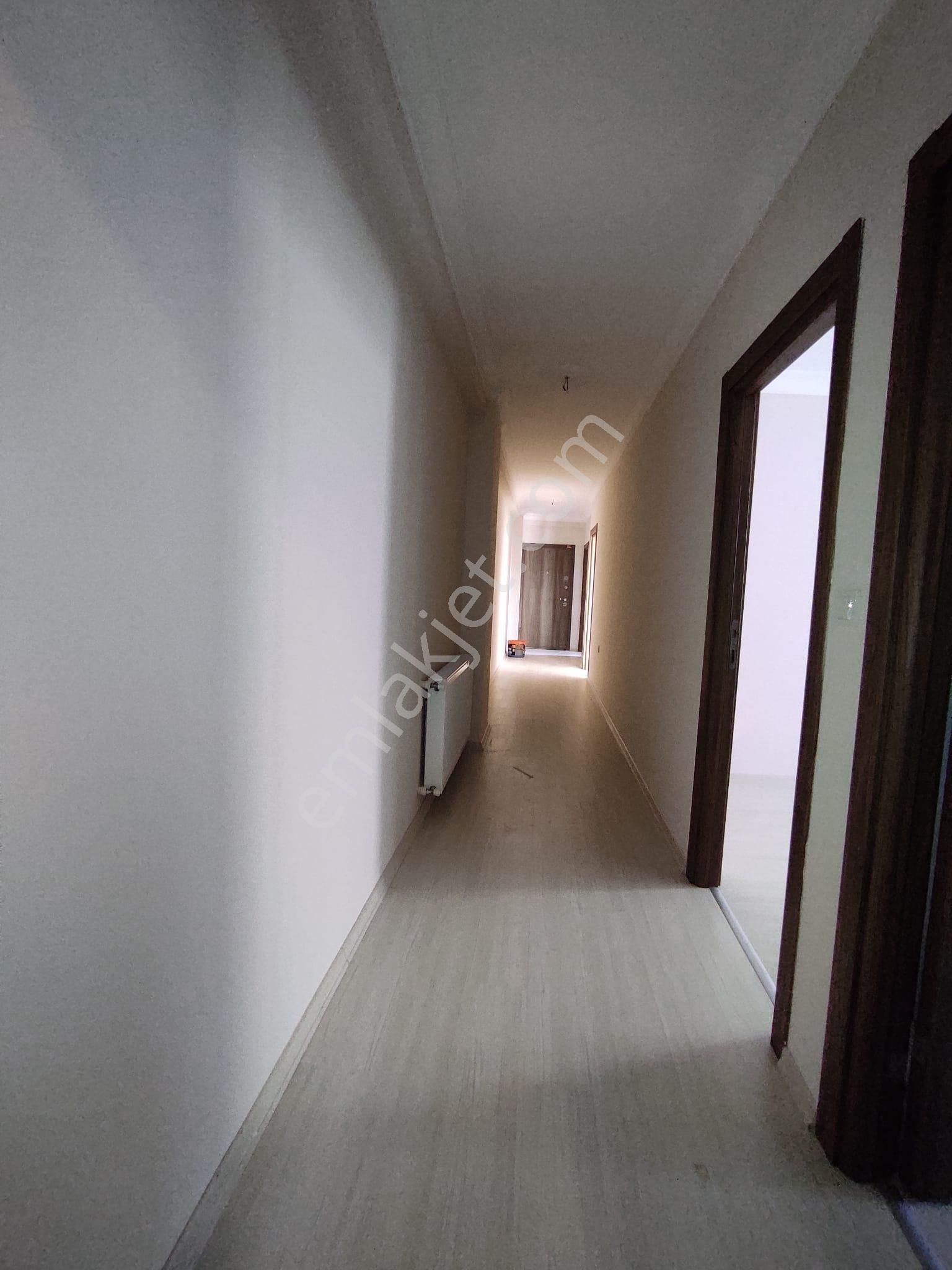 Yenidoğan Merkezde 2+1 Arakat Asansörlü Kiralık Daire - Görsel 16