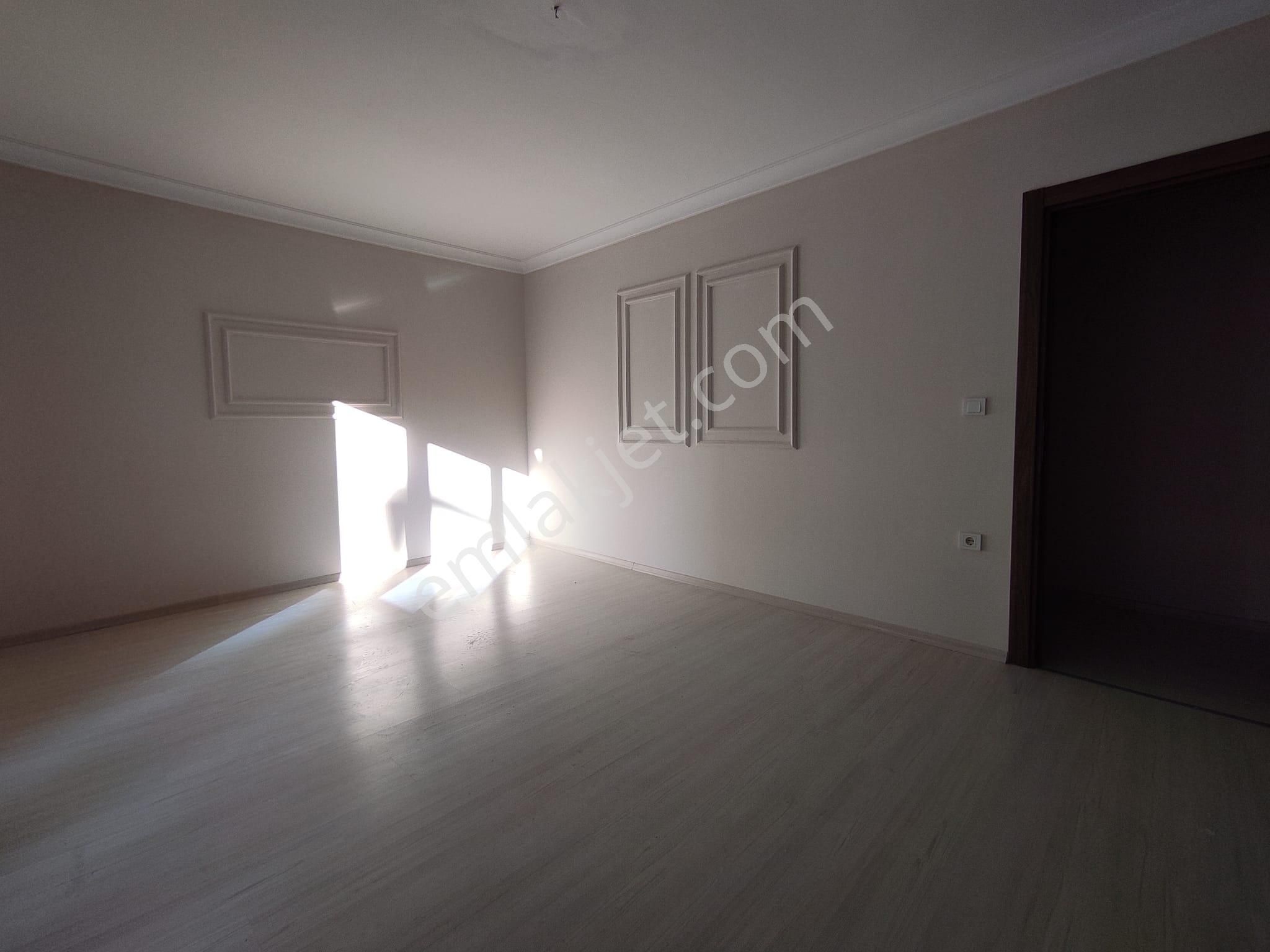 Yenidoğan Merkezde 2+1 Arakat Asansörlü Kiralık Daire - Görsel 6