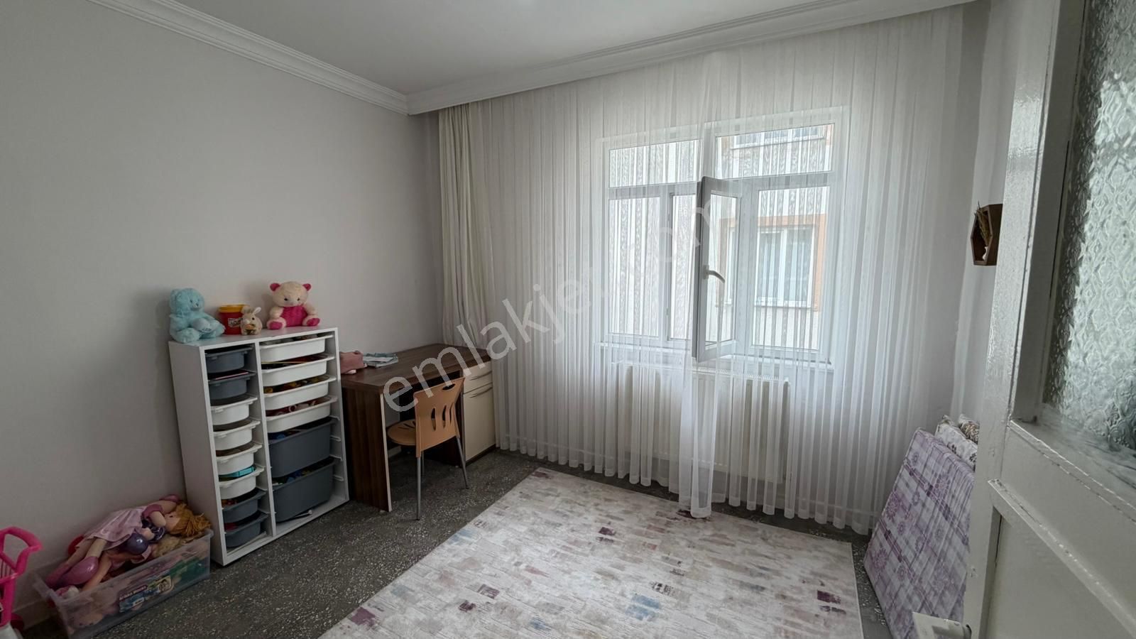 Hatboyunda Doğal Gazlı Asansörlü 2+1 Satılık Daire - Görsel 15