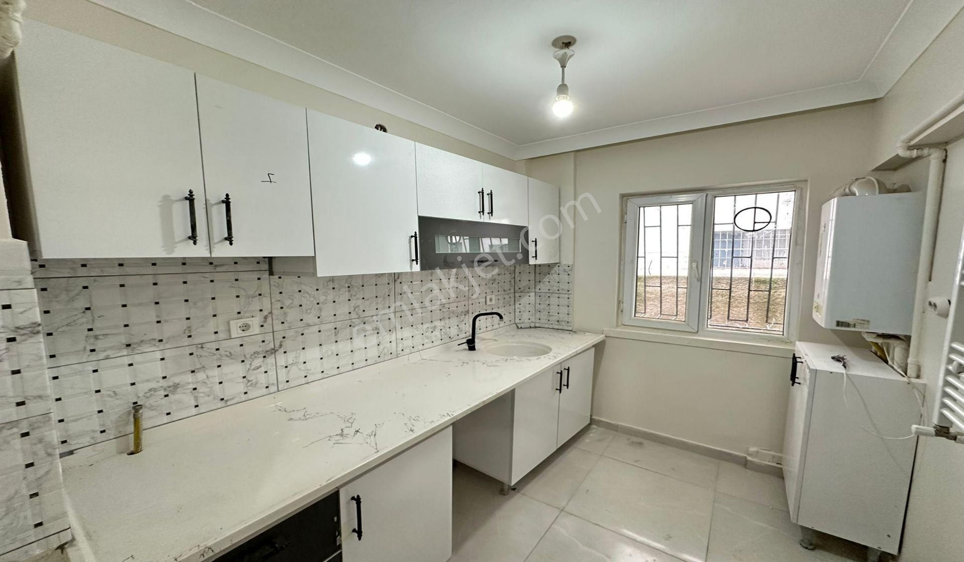 19 Mayıs Yunus Emre Caddesi Yakını 2+1 Giriş Kat Masrafsız