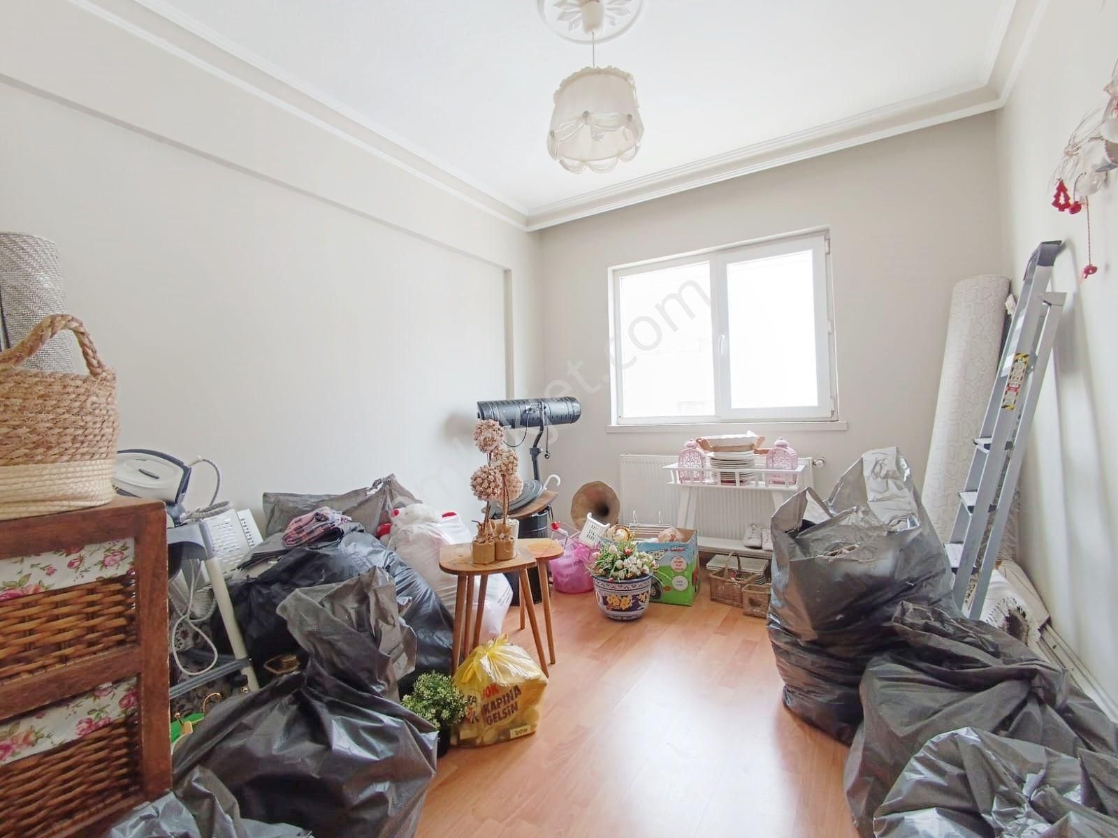 Kent'ten Mutlu Cadde Dibinde 5+1 Manzaralı Teraslı Dubleks - Görsel 13