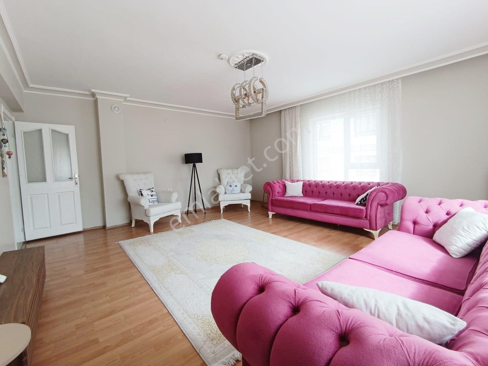 Kent'ten Mutlu Cadde Dibinde 5+1 Manzaralı Teraslı Dubleks - Görsel 4