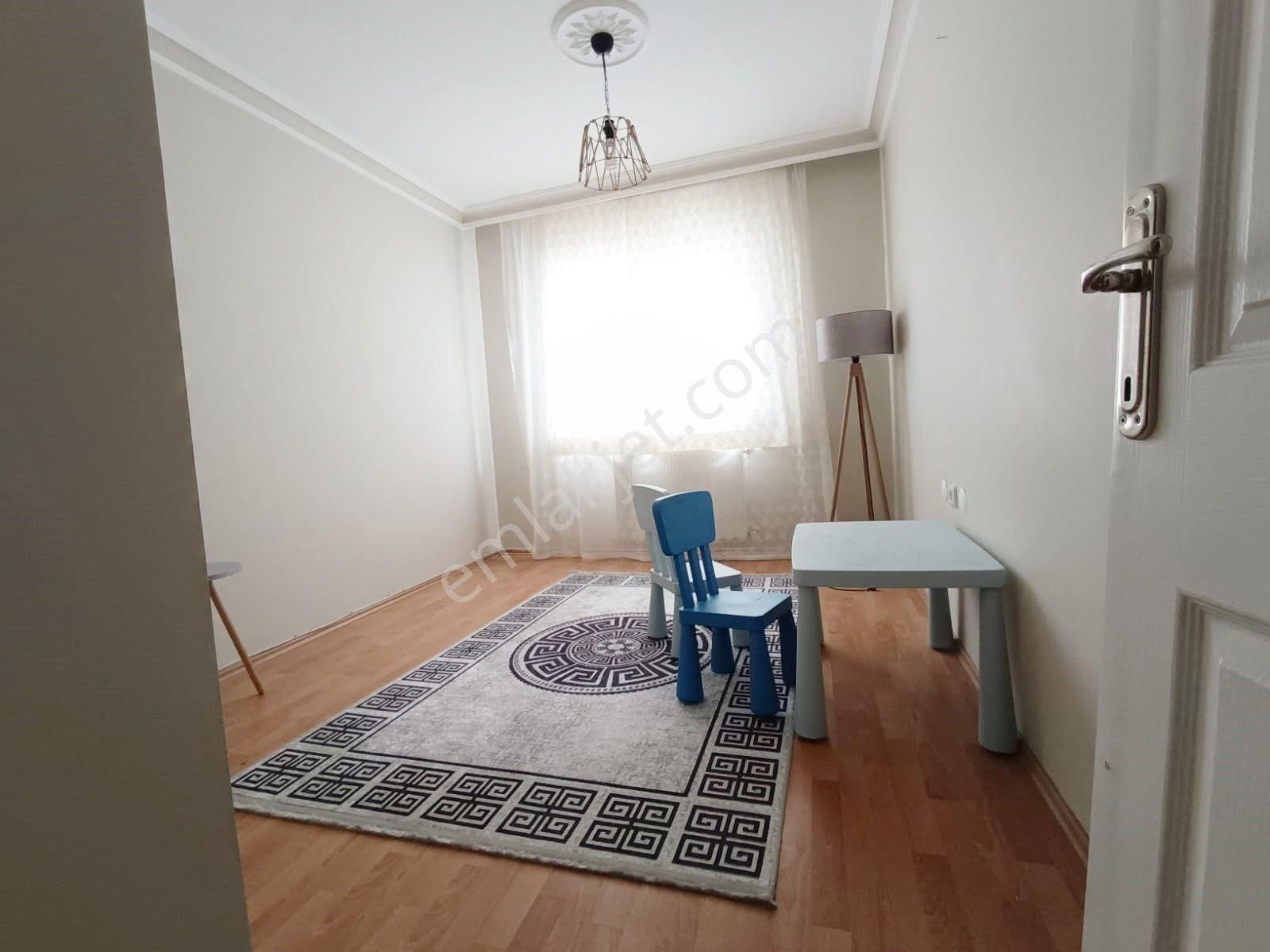 Kent'ten Mutlu Cadde Dibinde 5+1 Manzaralı Teraslı Dubleks - Görsel 9