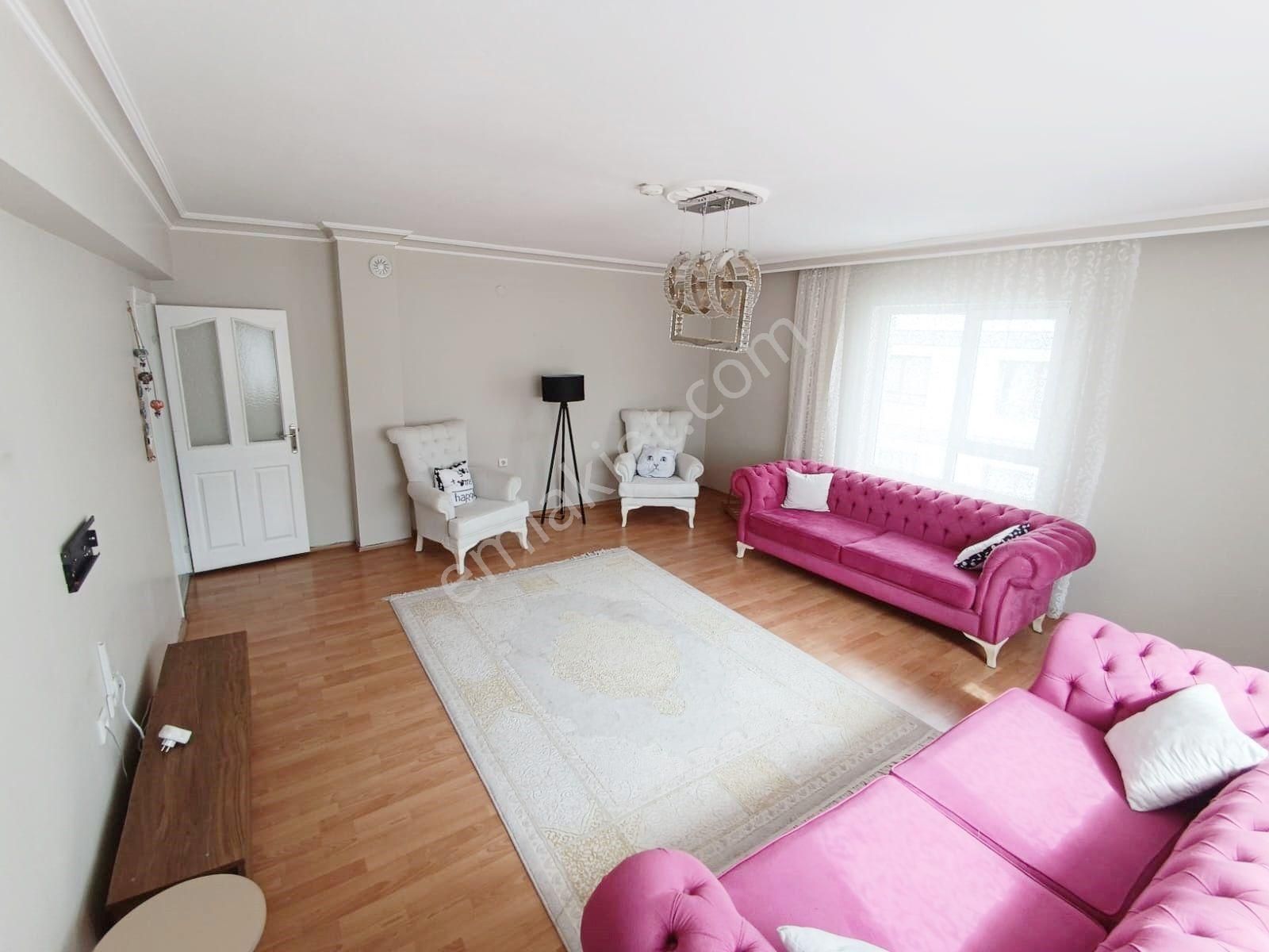 Kent'ten Mutlu Cadde Dibinde 5+1 Manzaralı Teraslı Dubleks - Görsel 2