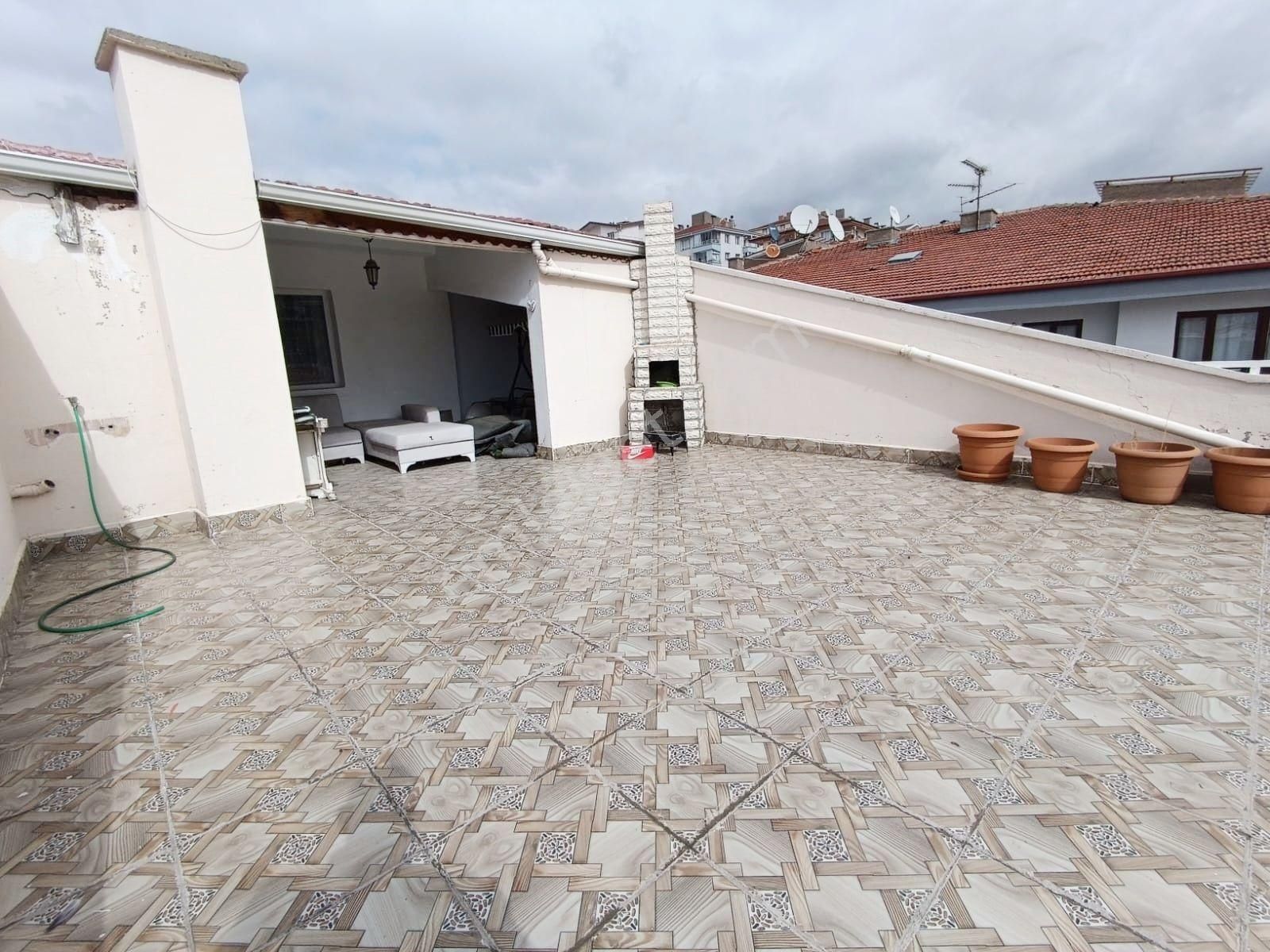 Kent'ten Mutlu Cadde Dibinde 5+1 Manzaralı Teraslı Dubleks - Görsel 33