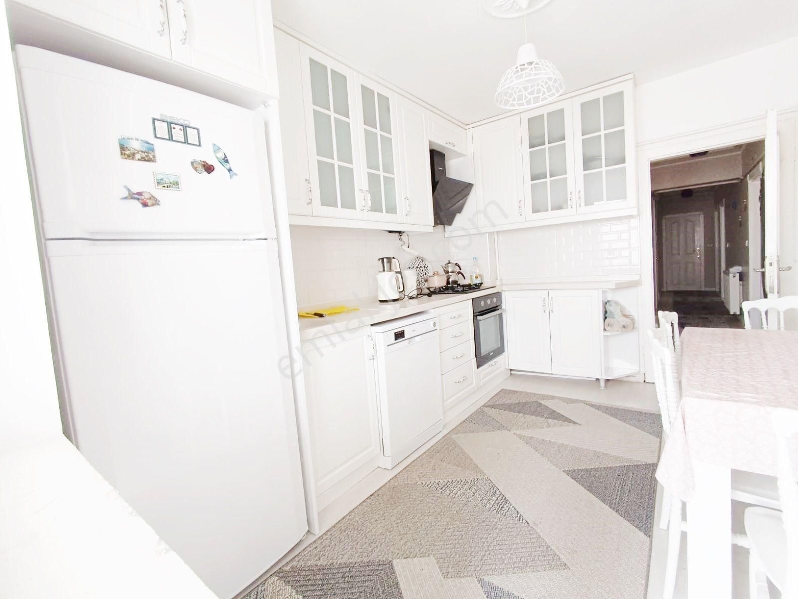 Kent'ten Mutlu Cadde Dibinde 5+1 Manzaralı Teraslı Dubleks - Görsel 31