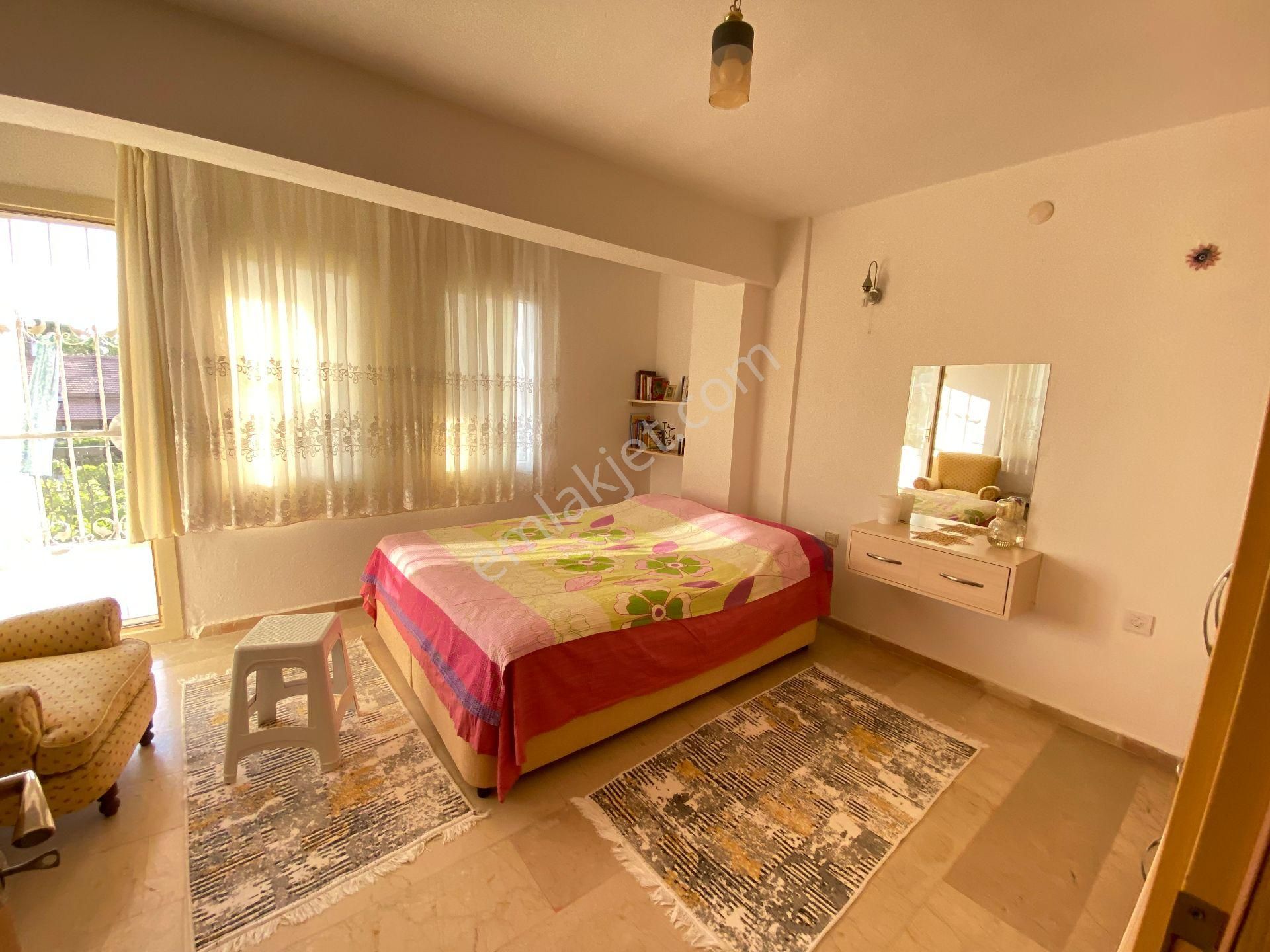 Seferihisar Yıldız Tur Sitesi’nde Denize Sıfır & 24 Saat Güvenlikli Lüks 3+1 Yaşam - Görsel 6