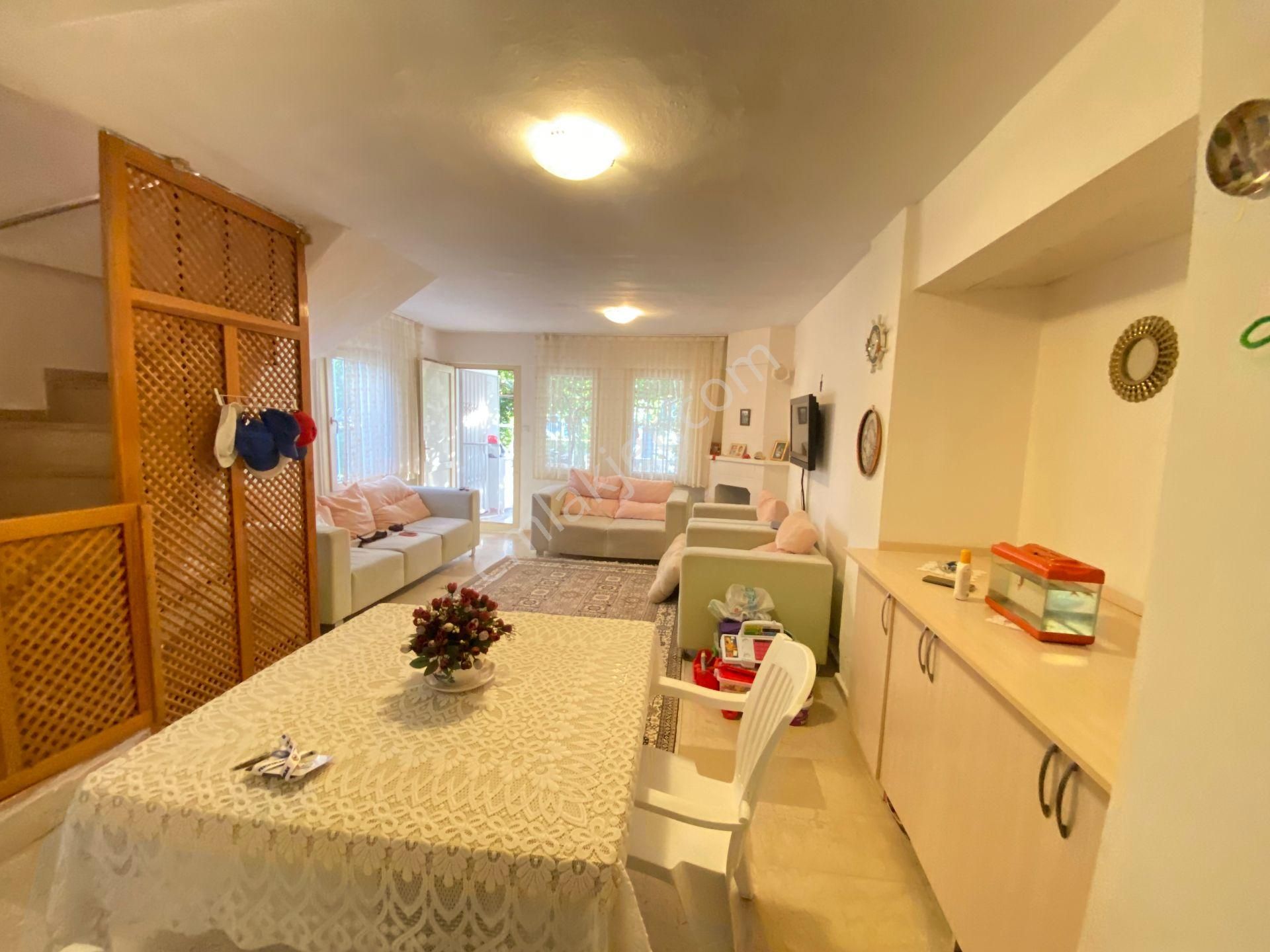 Seferihisar Yıldız Tur Sitesi’nde Denize Sıfır & 24 Saat Güvenlikli Lüks 3+1 Yaşam - Görsel 18