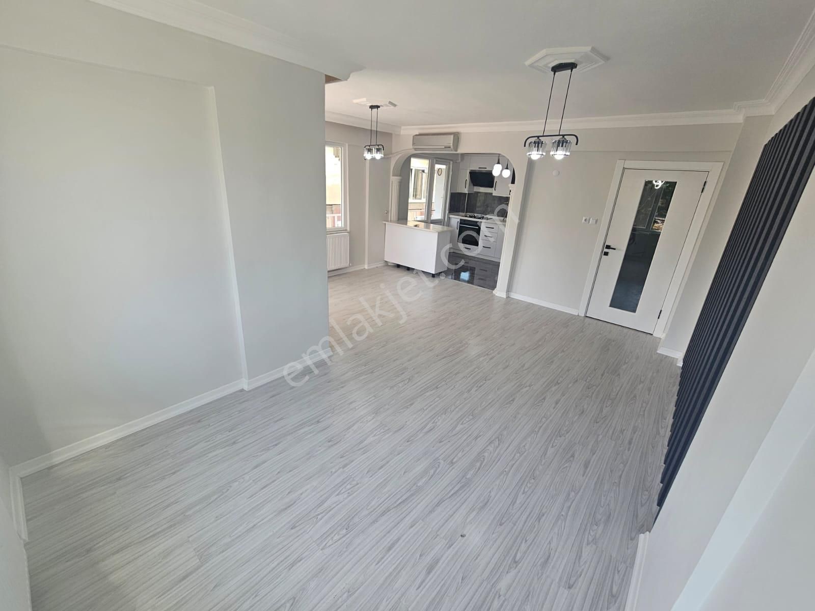 Cantan Emlaktan Akcay İkizcay'da Full Yapılı Geniş Balkonlu Yeşil Alan Cepheli - Görsel 23