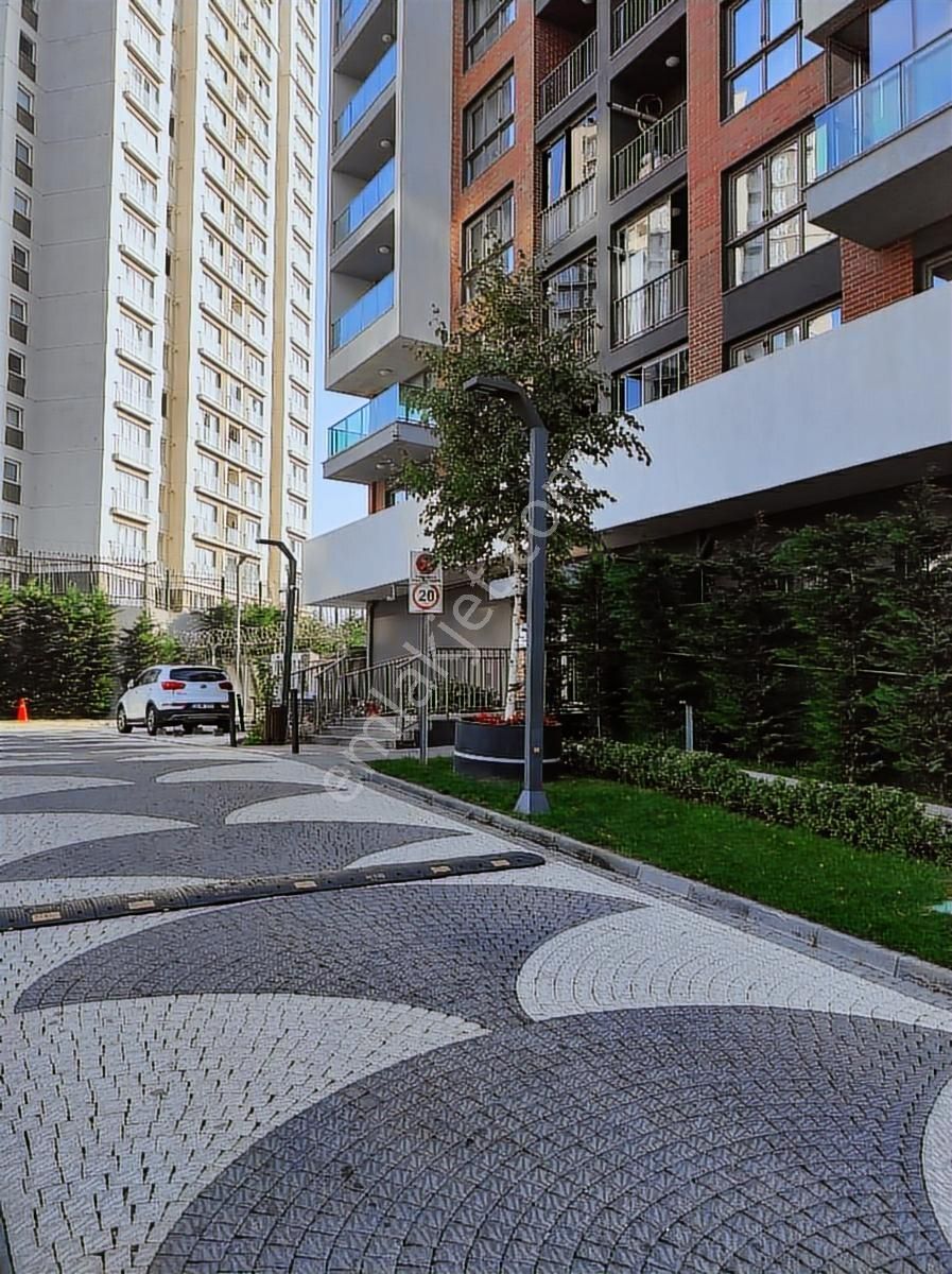 Tem Avrasya Sitesi 3.5+1 Daire!+ Geniş Balkon Alanı - Görsel 2