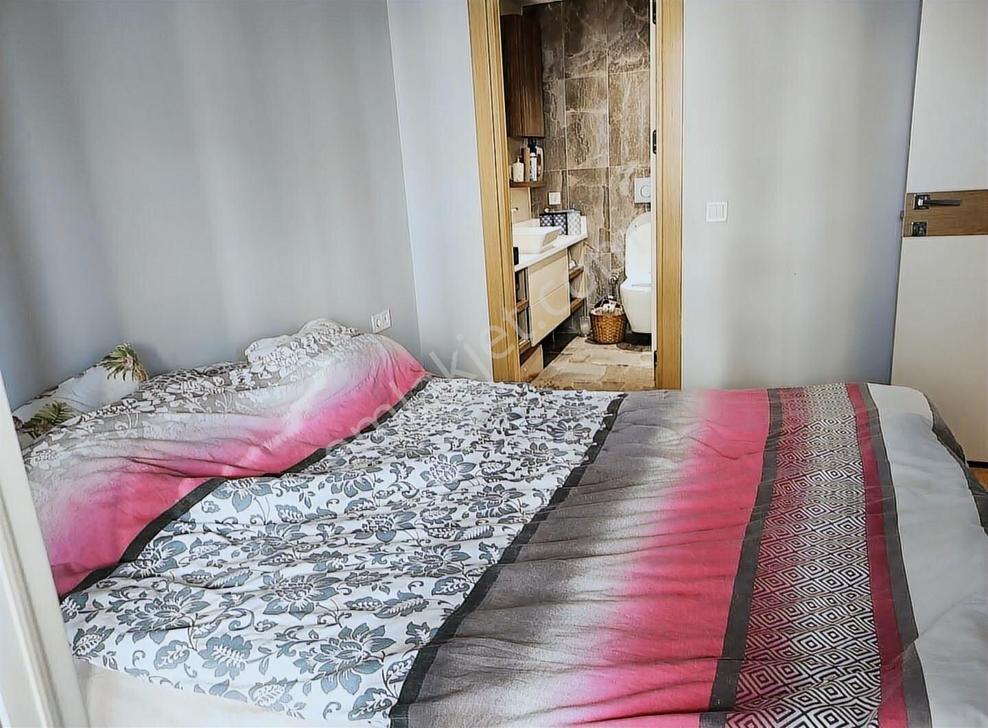 Tem Avrasya Sitesi 3.5+1 Daire!+ Geniş Balkon Alanı - Görsel 17