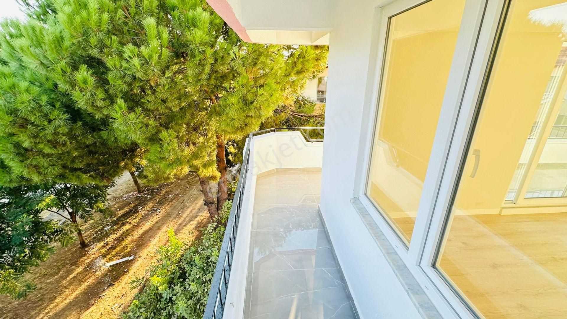 Cantan Emlaktan Akçay İkizçay'da Ara Kat Full Yapılı Ön Cephe Lüks Daire - Görsel 34