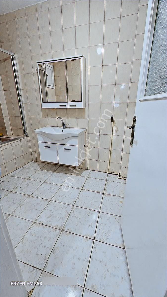 Gaziosmanpaşa Bağlarbaşında 4+1 Dublex Satılık Daire - Görsel 12