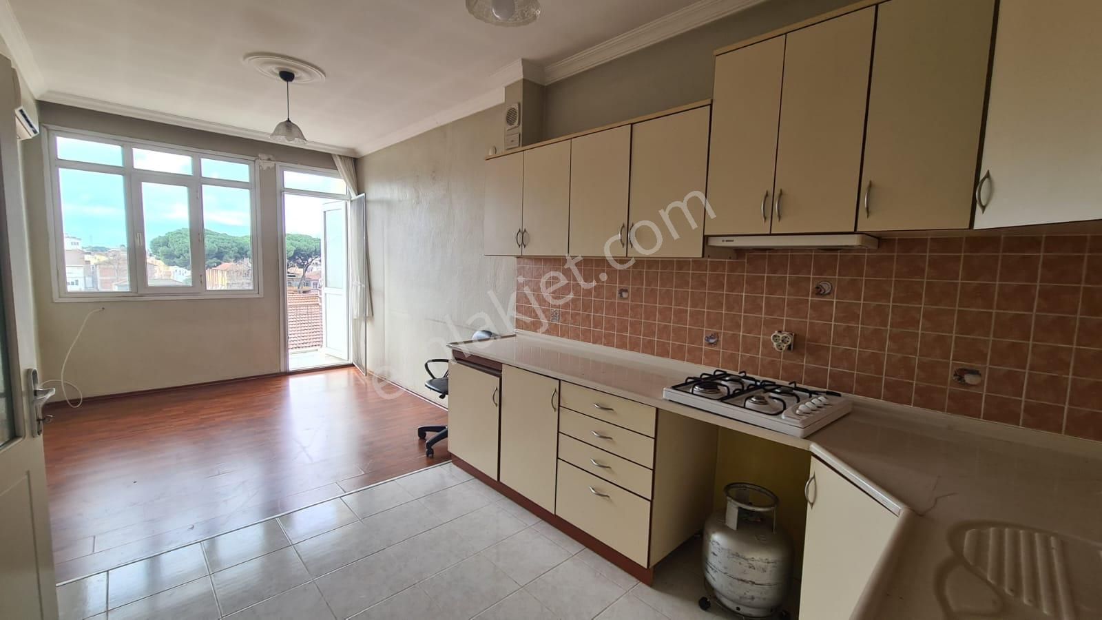 Antika'dan Ödemiş Ortaokulu Cepheli Fırsat Daire - Görsel 5