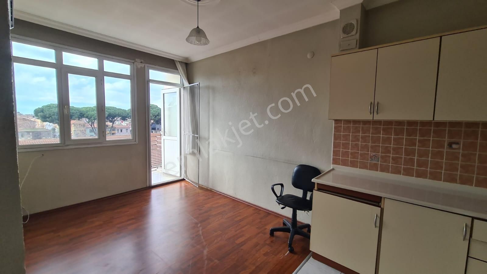 Antika'dan Ödemiş Ortaokulu Cepheli Fırsat Daire - Görsel 6