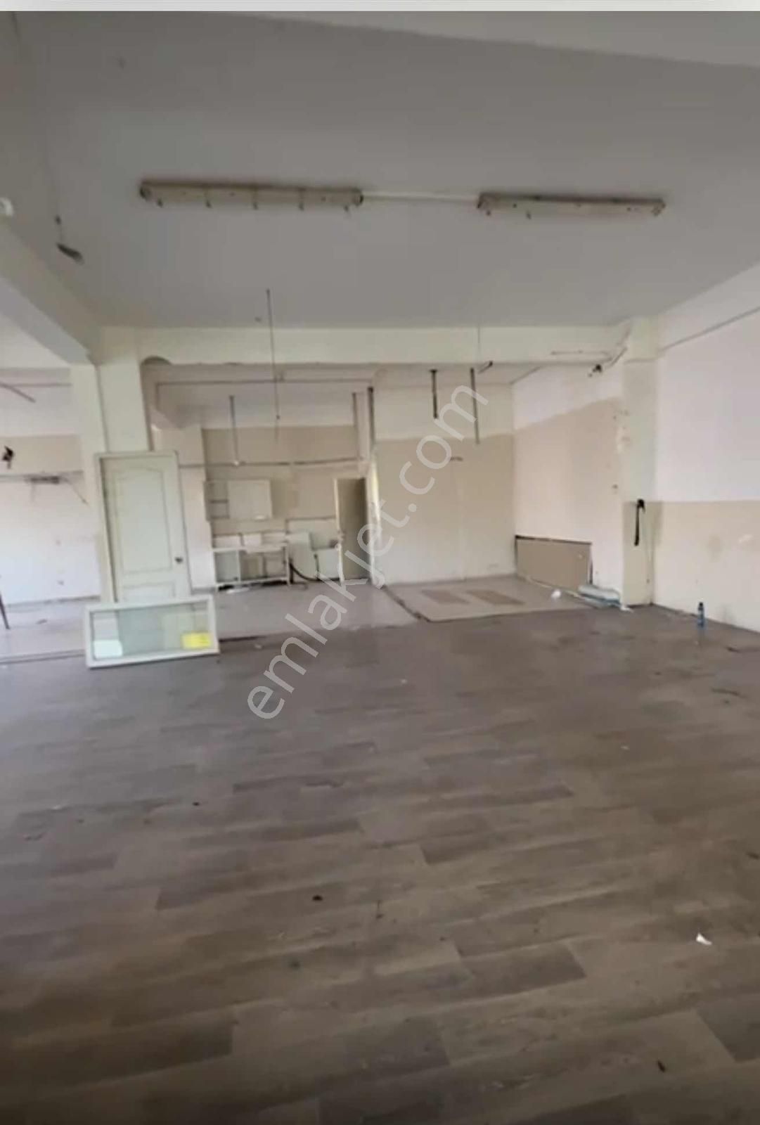 Re/max Live Neşe Eroğlu Dan Akman Sanayi De 183 M2 Atölye - Görsel 7