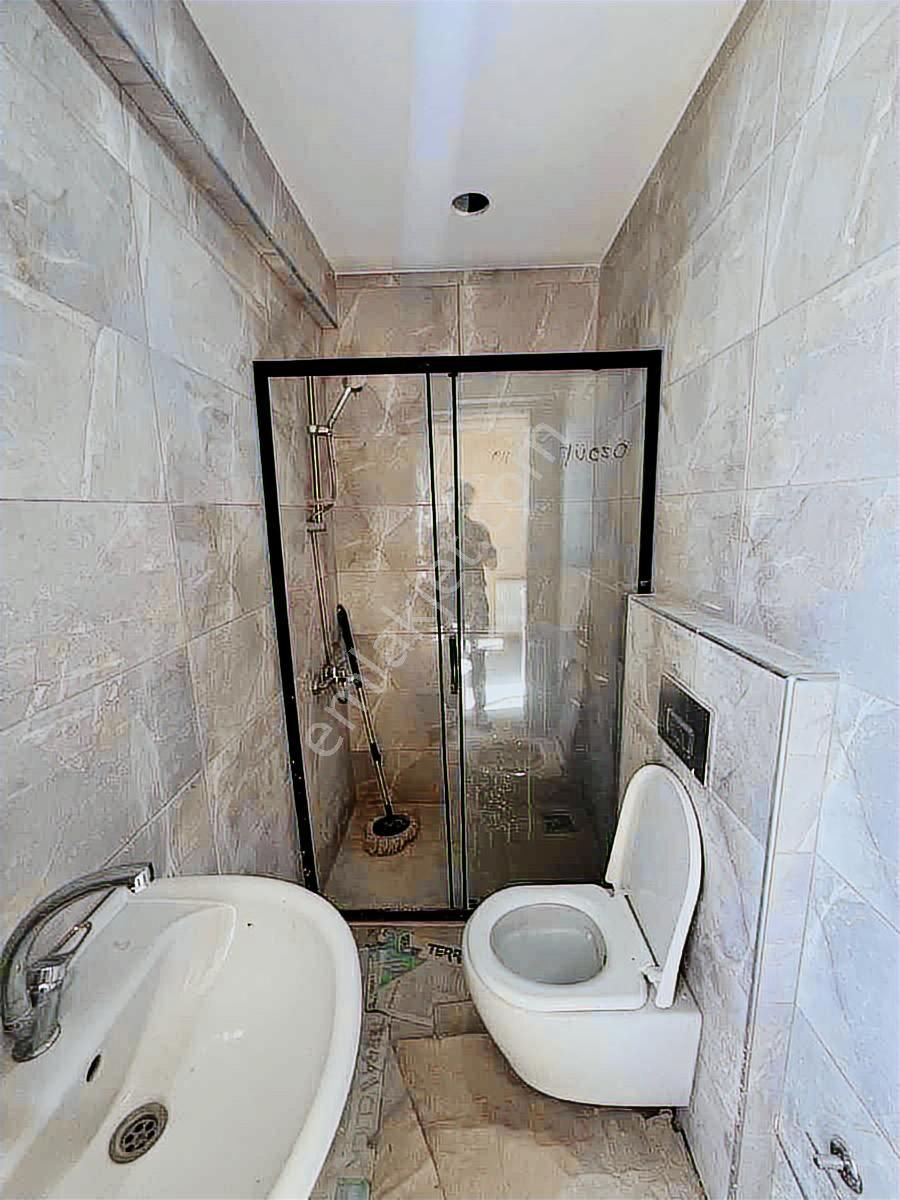 G.paşa Merkezde Sıfır, Banyolu, Kombili Kiralık Farklı M² - Görsel 4