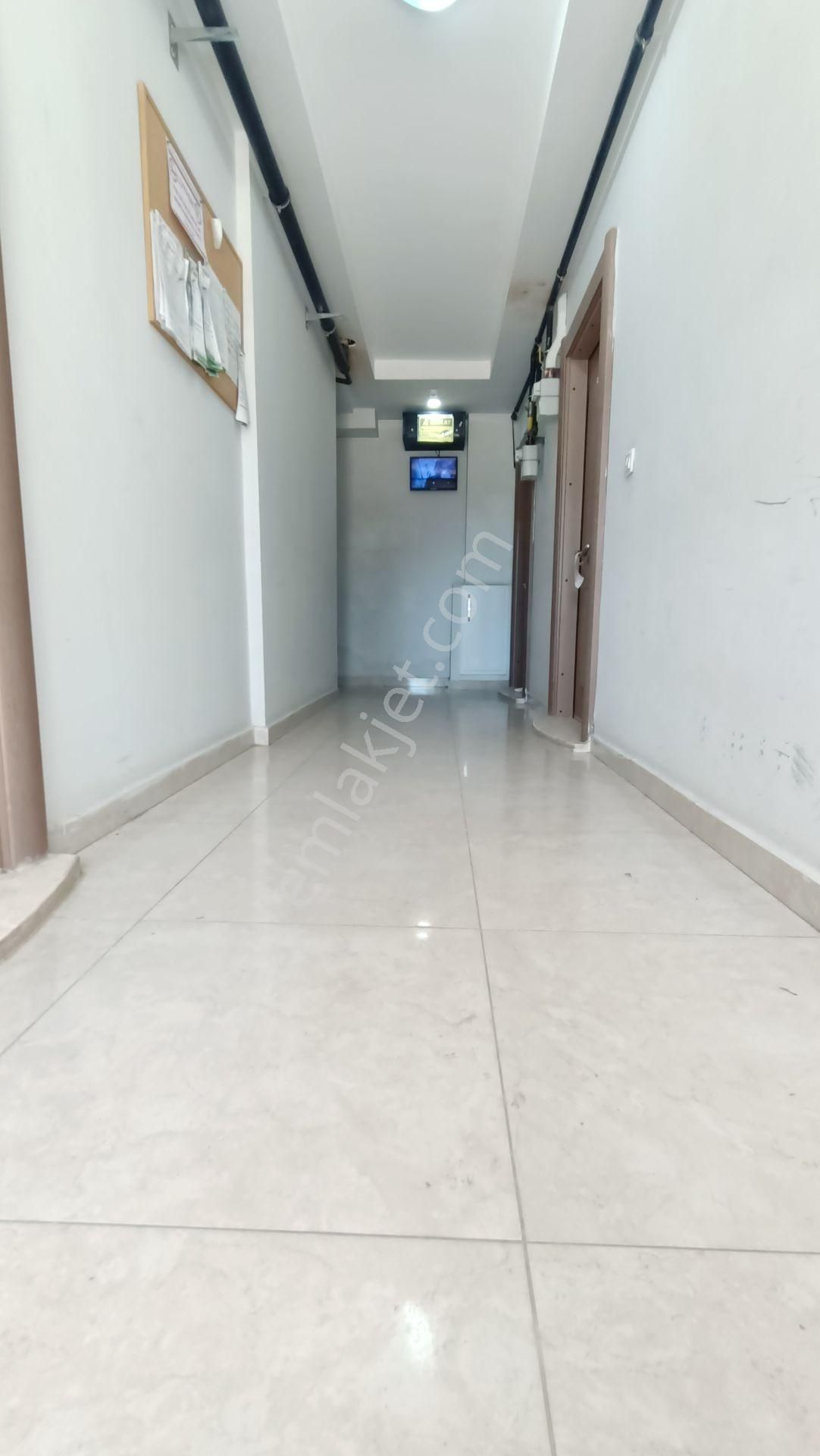 Cantan Emlaktan Akçay İkizçayda Asansörlü 4 Yaşında 1+1 Lüks Daire - Görsel 28