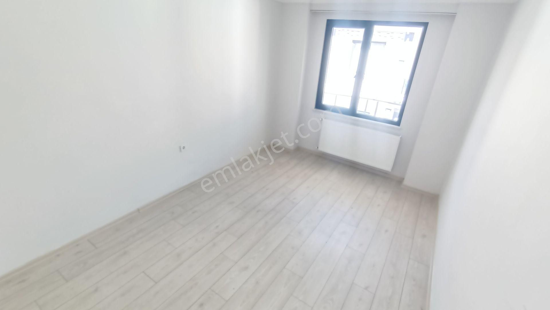 Cantan Emlaktan Akçay İkizçayda Asansörlü 4 Yaşında 1+1 Lüks Daire - Görsel 11