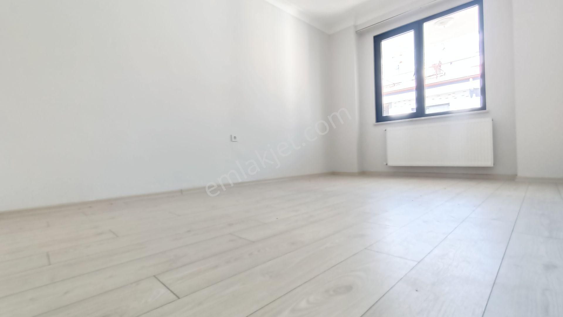 Cantan Emlaktan Akçay İkizçayda Asansörlü 4 Yaşında 1+1 Lüks Daire - Görsel 23