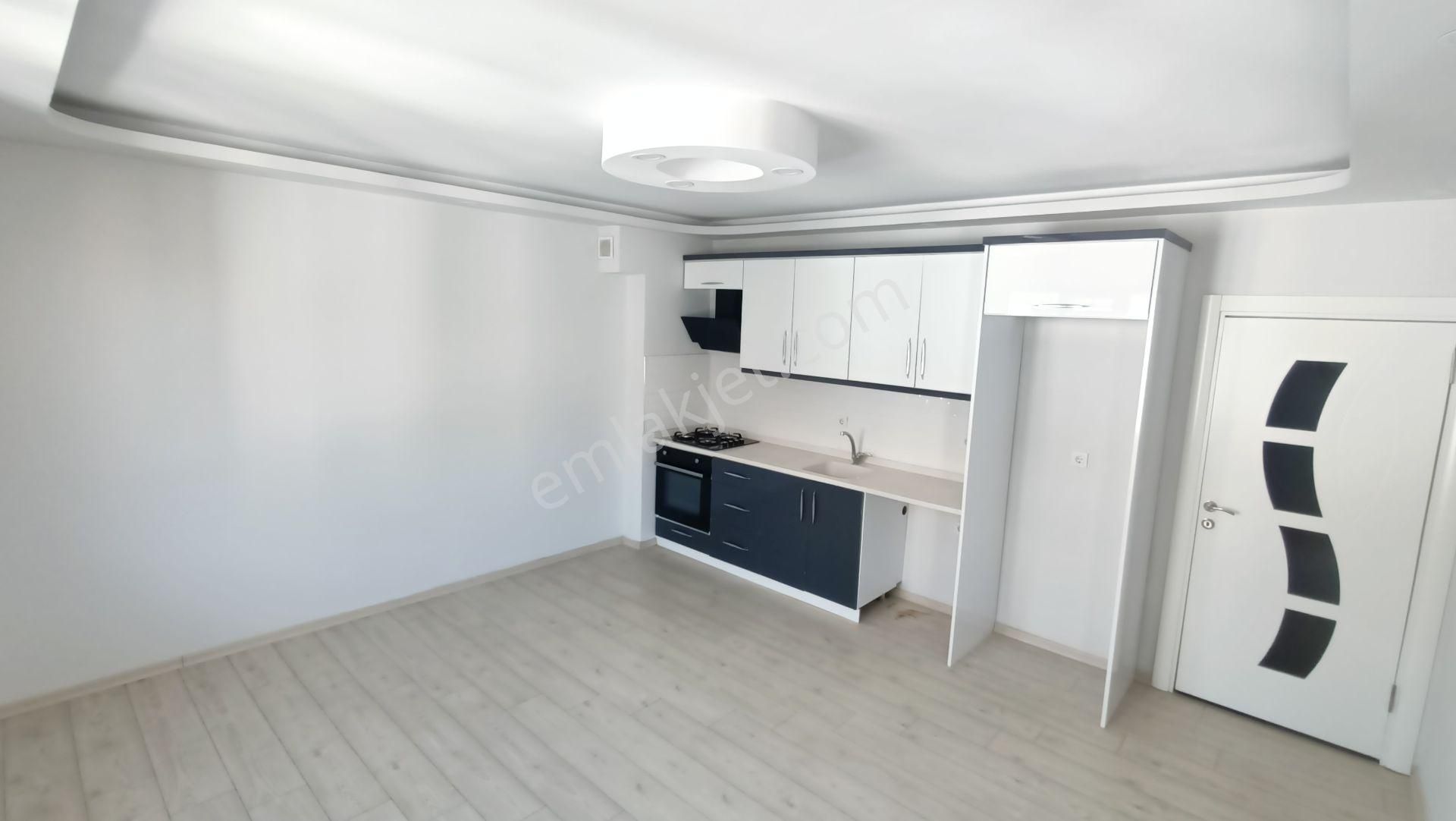 Cantan Emlaktan Akçay İkizçayda Asansörlü 4 Yaşında 1+1 Lüks Daire - Görsel 7