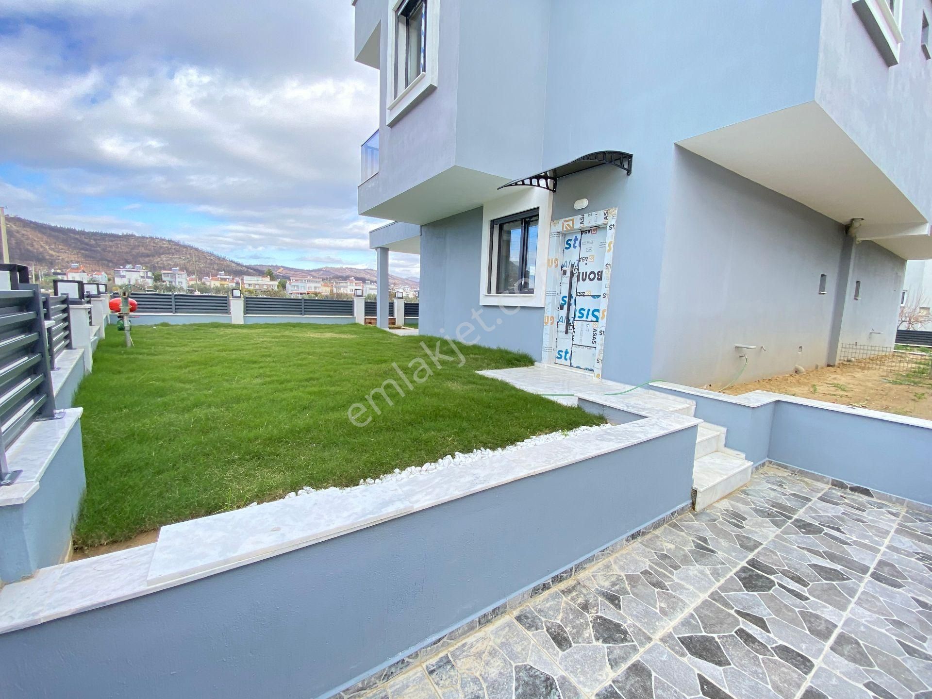 Seferihisar Cumhuriyet’te Denize Yakın, Modern Tasarımlı Köşe 3+1 Villa! - Görsel 3