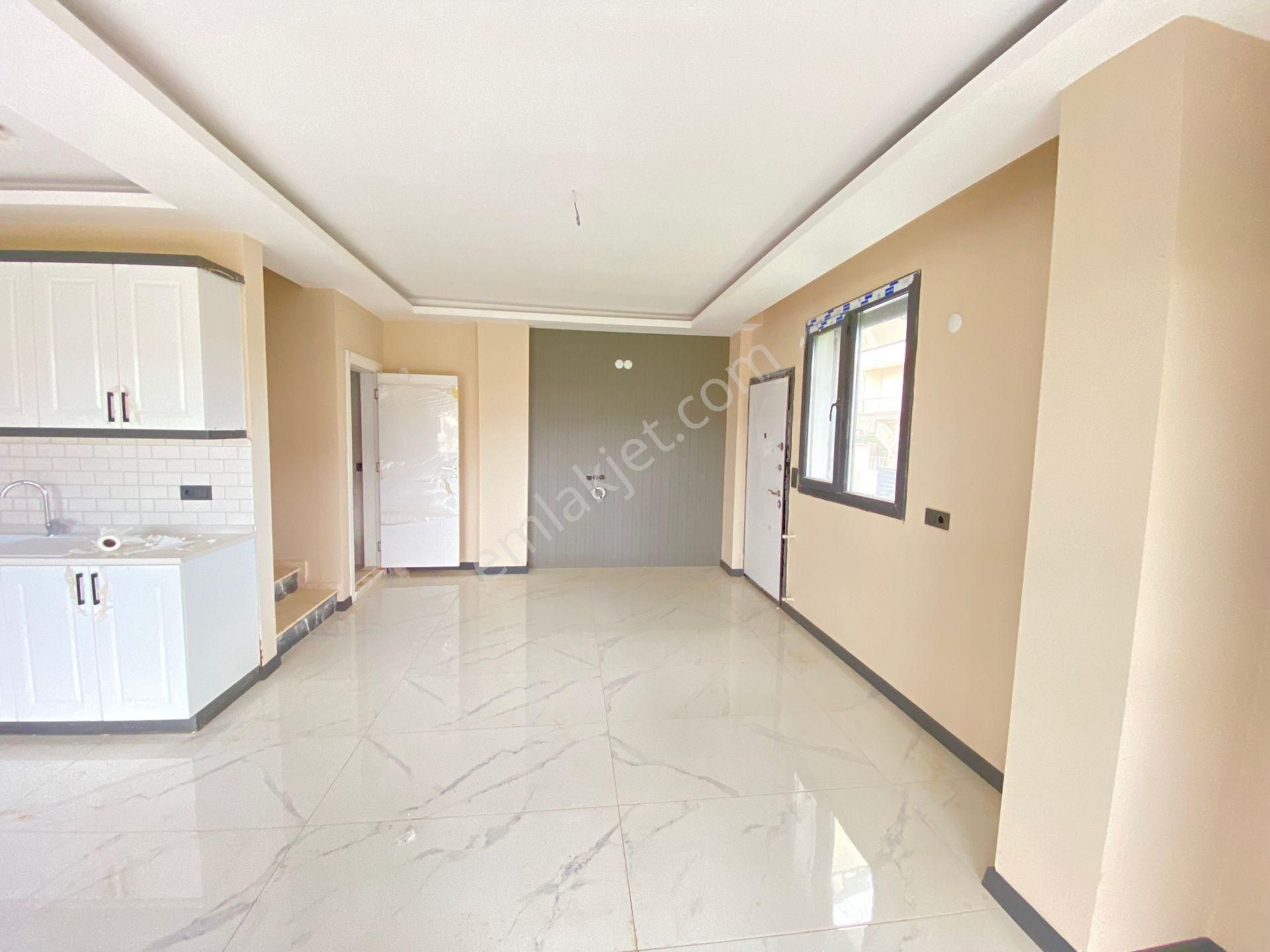 Seferihisar Cumhuriyet’te Denize Yakın, Modern Tasarımlı Köşe 3+1 Villa! - Görsel 6