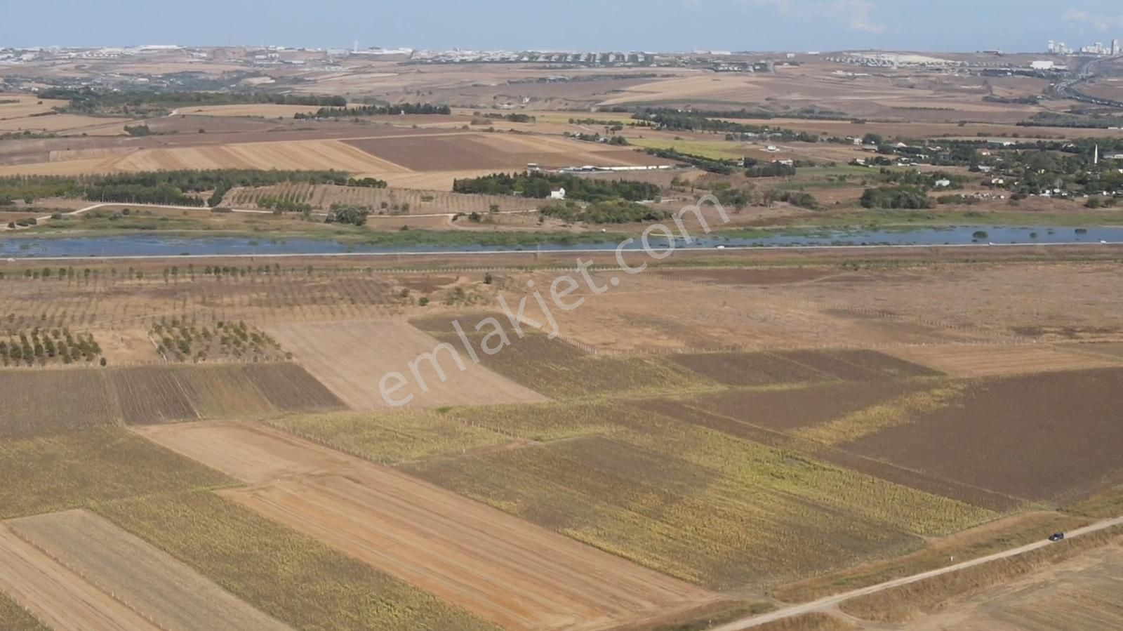 Fırsat İlanı Ferhatpaşa'da Yatırımlık Muvaffakatlı 732 M2 Hisse - Görsel 24