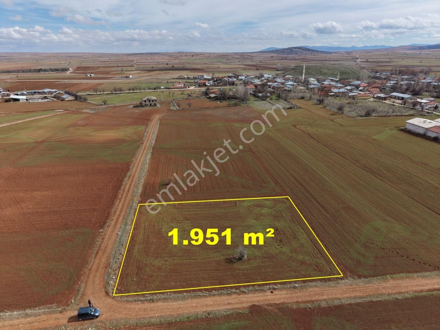 Konya / Akören / Karahüyük Mahallesinde 1.951 M² Müstakil Tapulu Tarla - Görsel 5