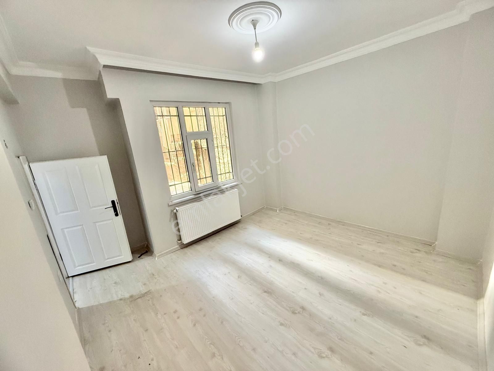 Sultangazi Esentepe'de 3+1 Satılık Bahçe Kat - Görsel 31