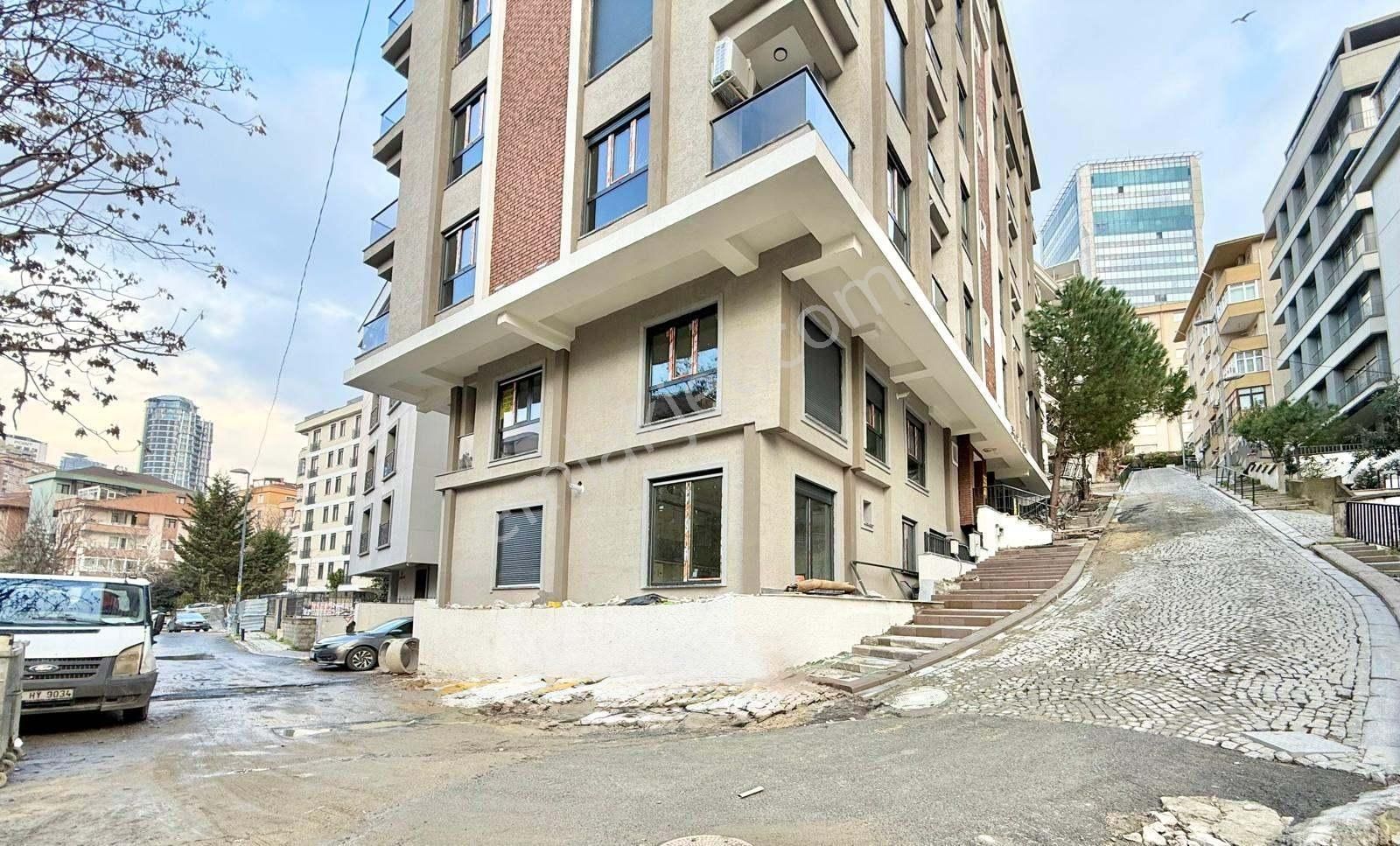 Dikilitaşta Bahçe Kullanım Alanlı Ön Cephe Satılık 1+1 Aire - Görsel 17