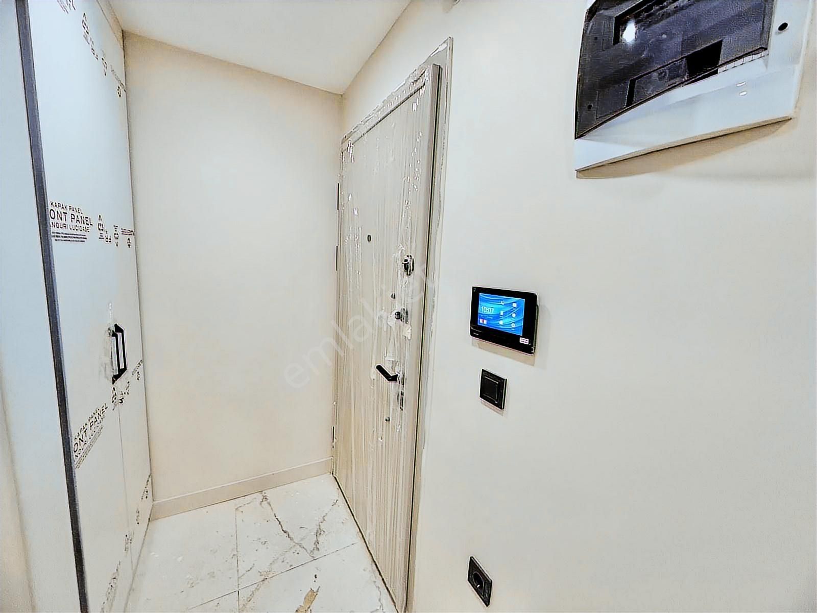 Dikilitaşta Bahçe Kullanım Alanlı Ön Cephe Satılık 1+1 Aire - Görsel 7