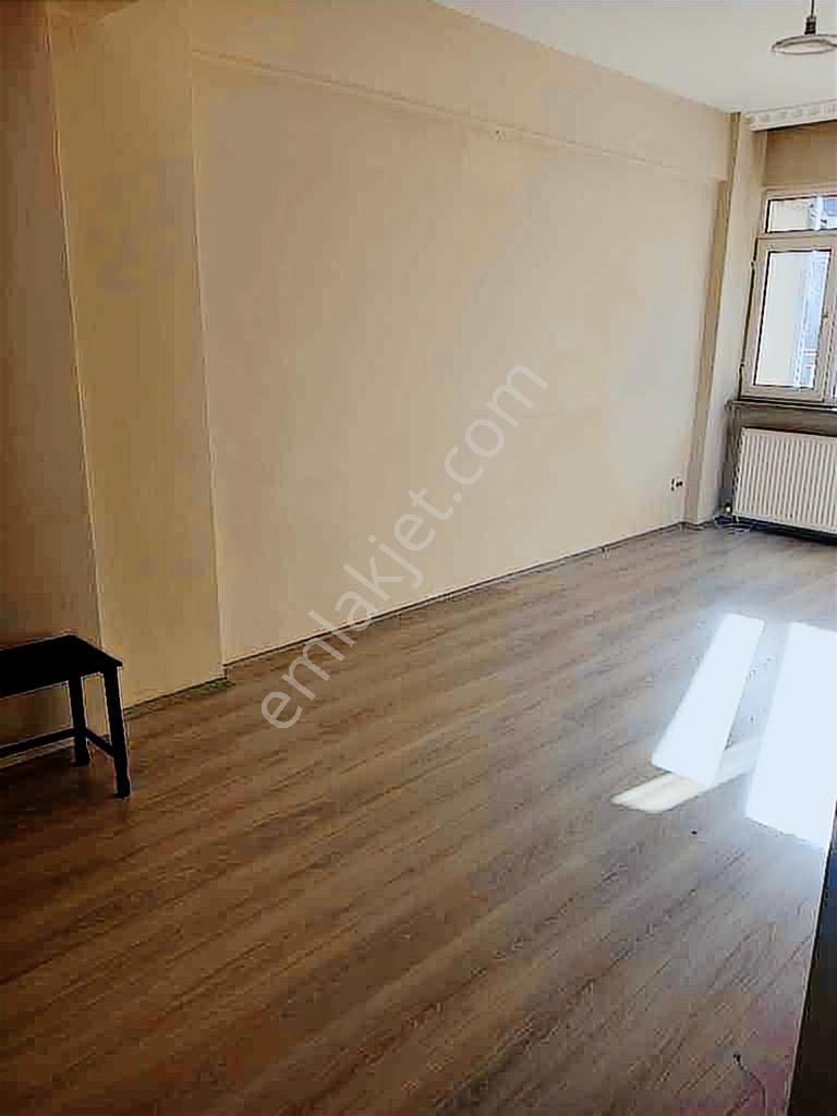 Şemsipaşa Mahallesi'nde Kiralık Ara Kat Daire.. - Görsel 18