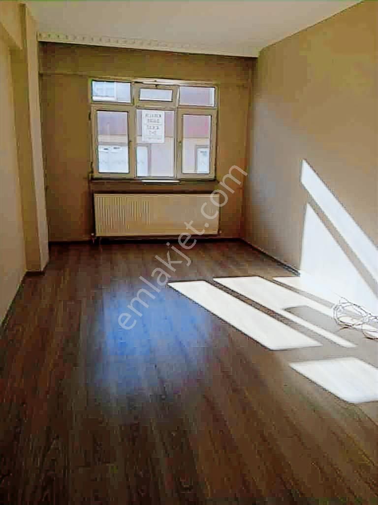 Şemsipaşa Mahallesi'nde Kiralık Ara Kat Daire.. - Görsel 17
