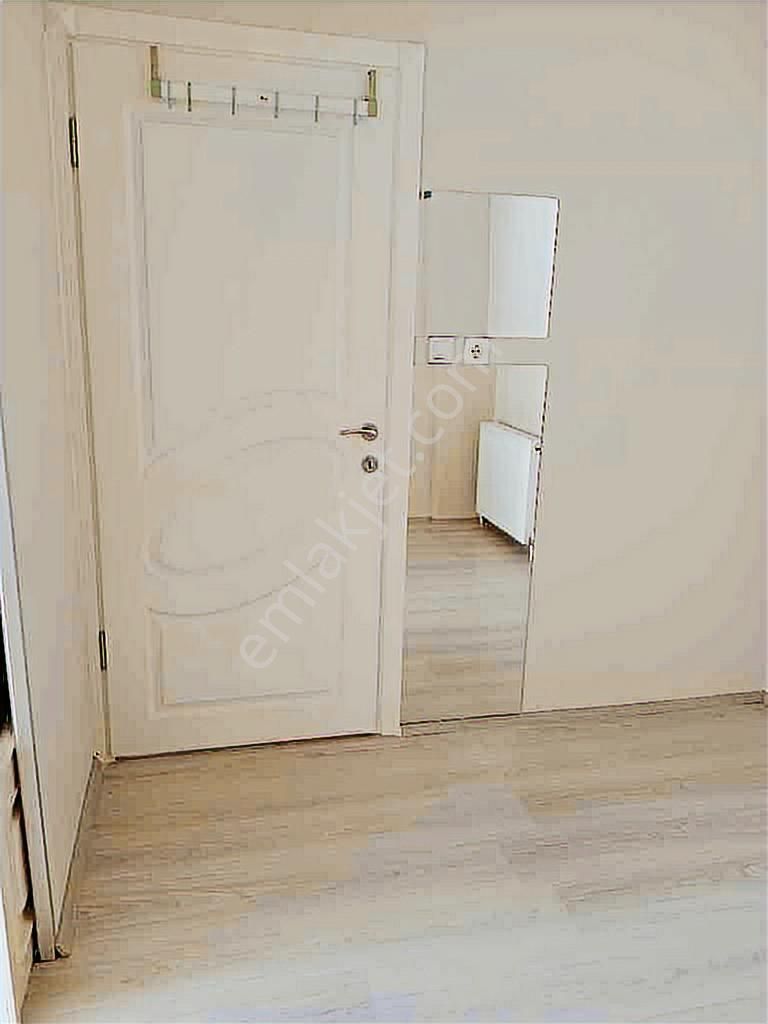 Şemsipaşa Mahallesi'nde Kiralık Ara Kat Daire.. - Görsel 5