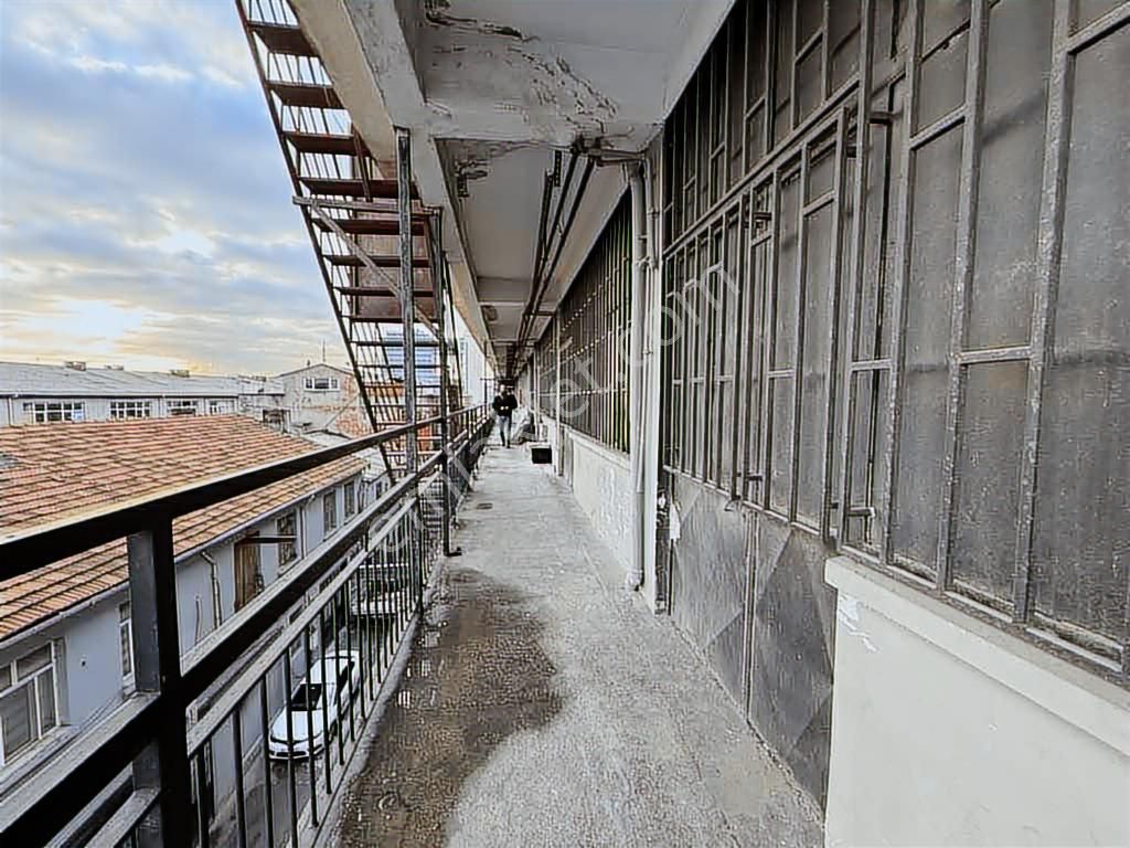 Büyük Akman Sanayi Sitesinde 160 M2 Kiralık Atölye - Görsel 4