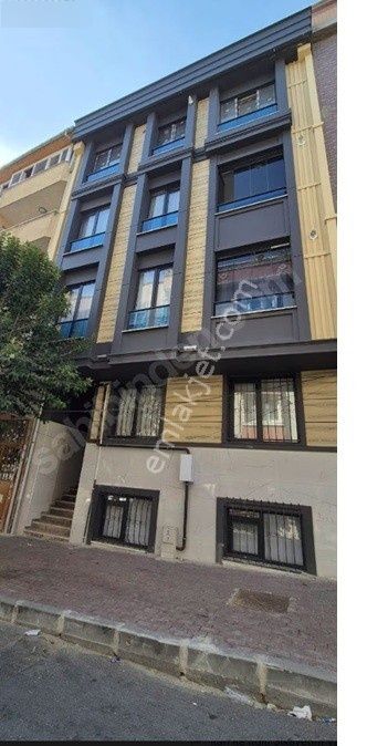 Bayrampaşa Da Sıfır 3+1 Dubleks | İskanlı | Tapu Harcından Muaf