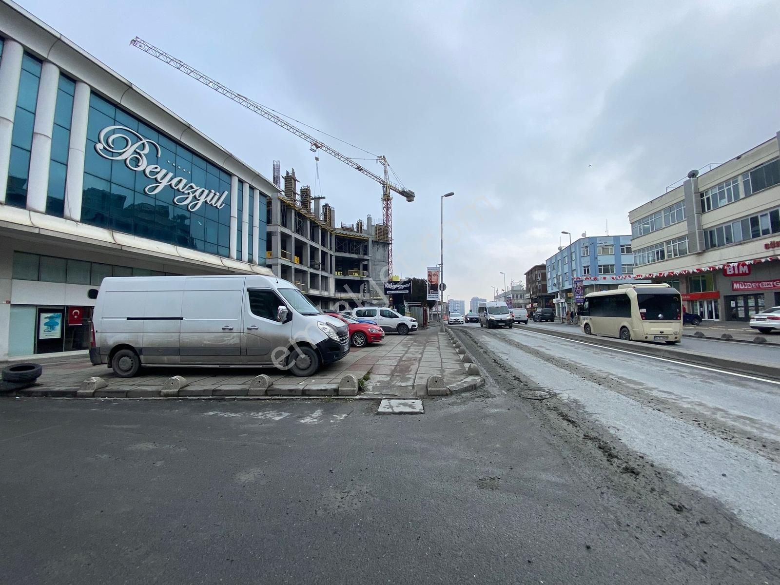 Rami Kışla Caddesi Üzerinde Kiralık 30 M2 Büro Ofis Dükkan - Görsel 4