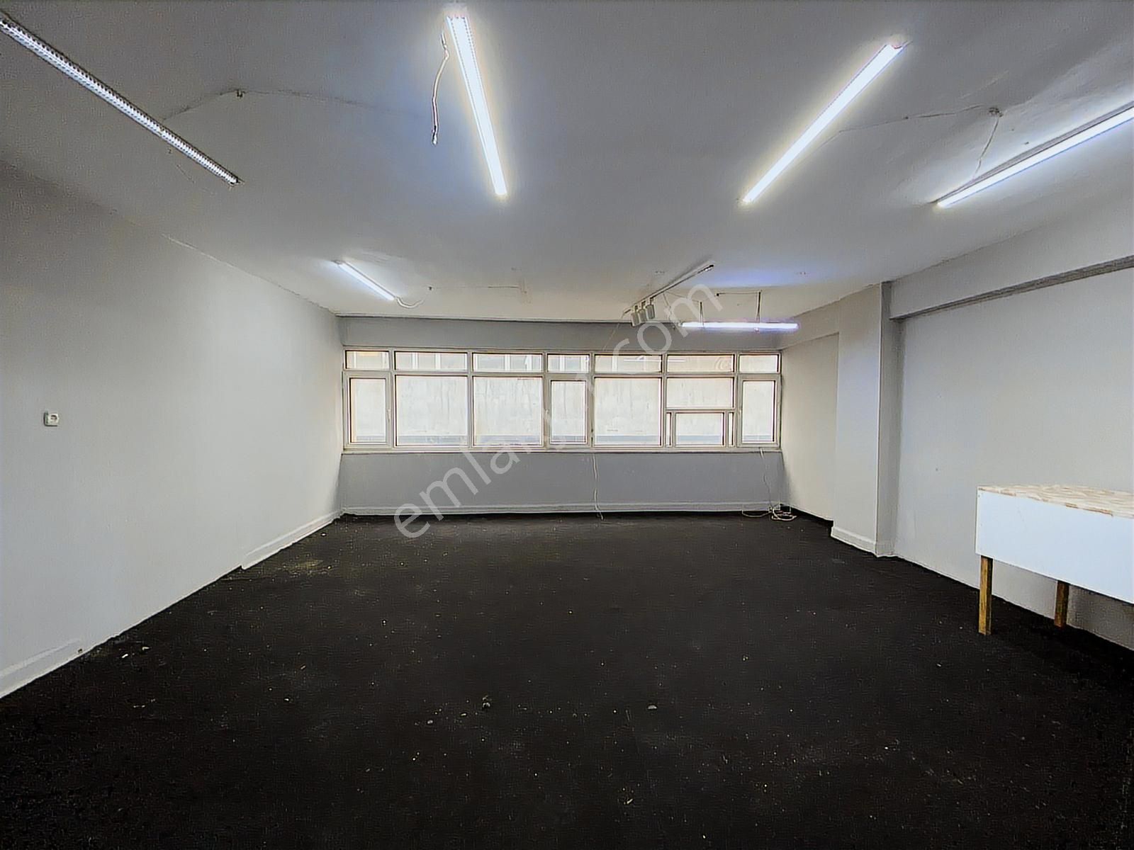 Rami Kışla Caddesi Üzerinde Kiralık 30 M2 Büro Ofis Dükkan - Görsel 8