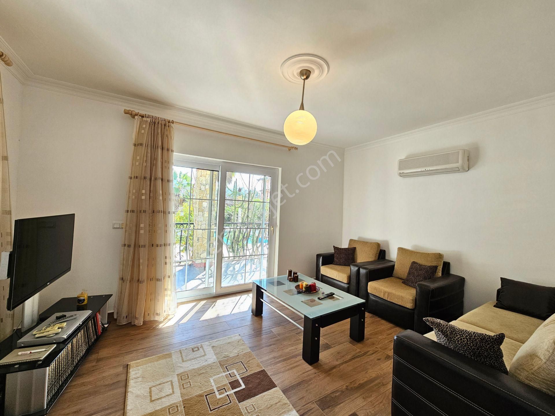 Goldhouse Dan Satılık Villa Doğa İçerisinde Havuzlu Fırsat 5+1 - Görsel 15