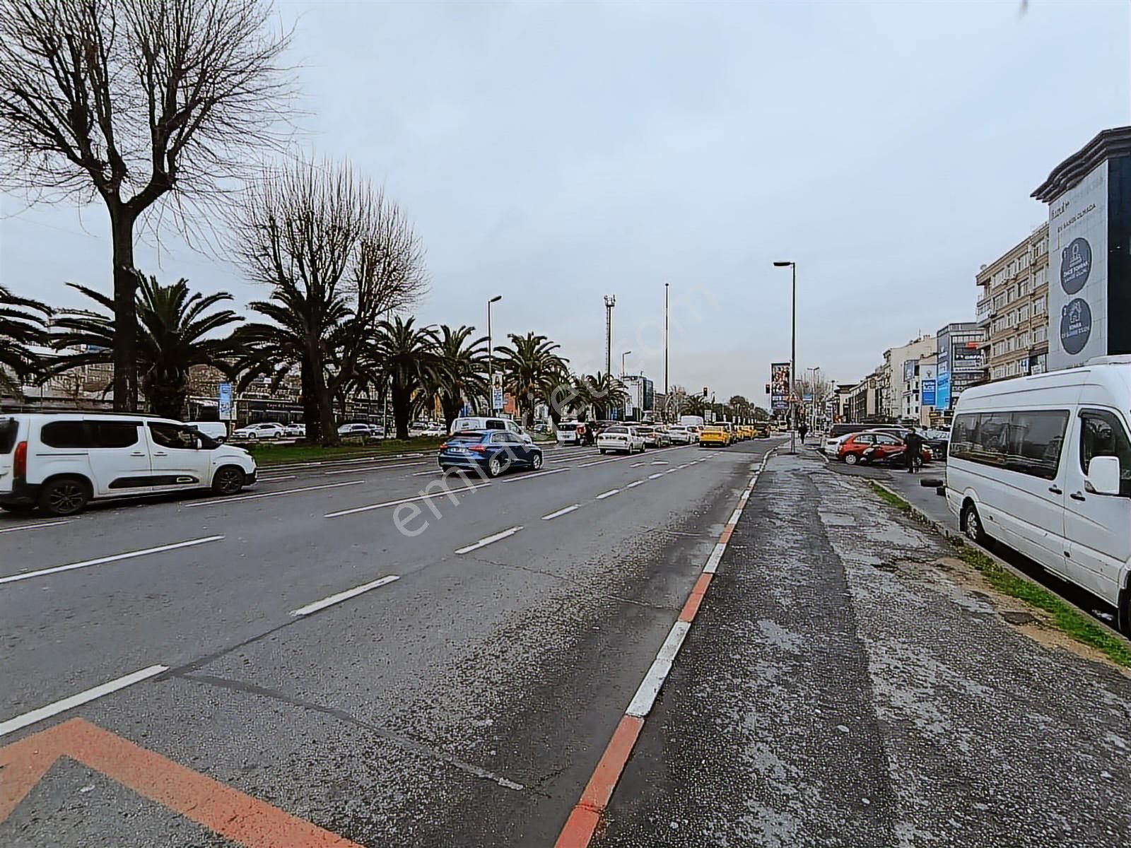 Adnan Menderes Bulvarı'nda Kiralık 3+1 Ofis - Görsel 14