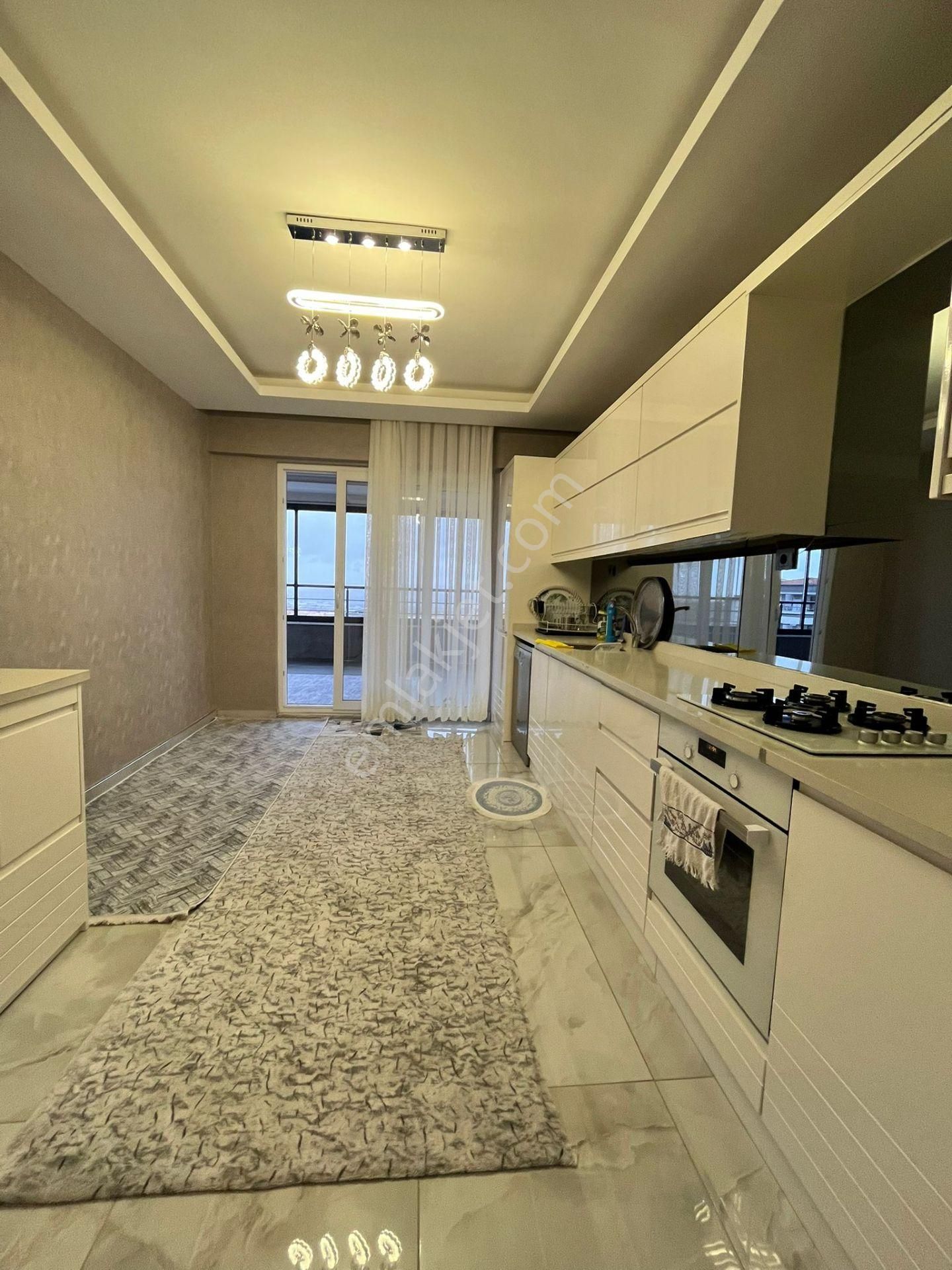 Millioğlu İnşaat'tan Beykent'te 3,5+1 Satılık Daire - Görsel 2