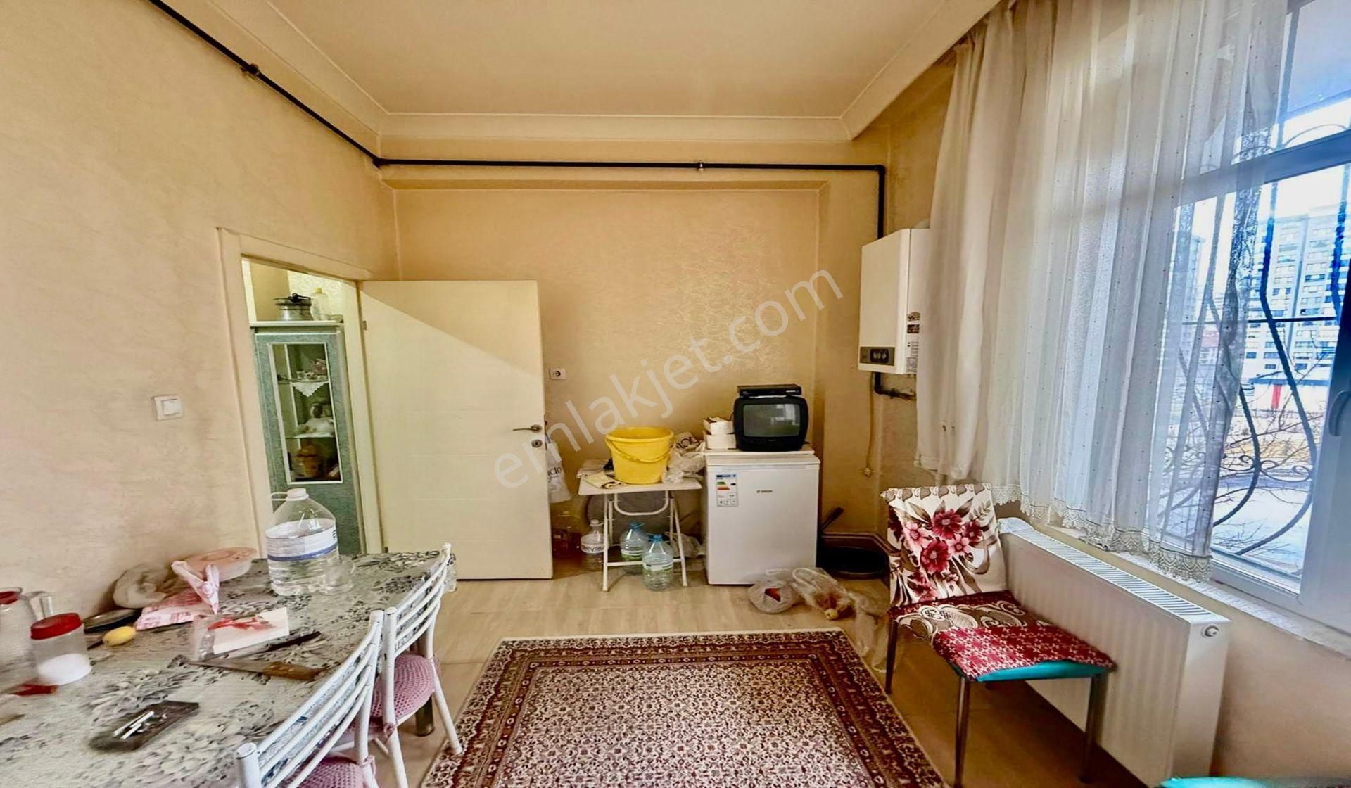 Kanuni 3+1 Yüksek Giriş Altı Daire Asansörlü Sınırsız Kredili - Görsel 17