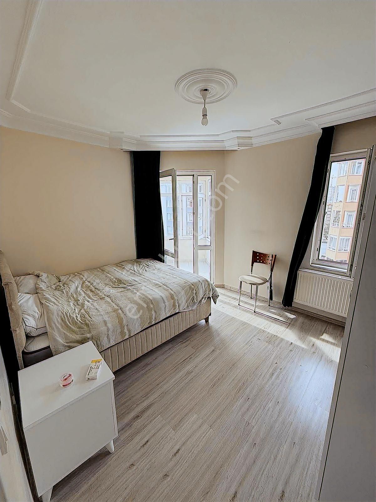 Bahçeşehir Esenkent Orkide'de Full Tadilatlı Köşe 2+1 Satılık - Görsel 18