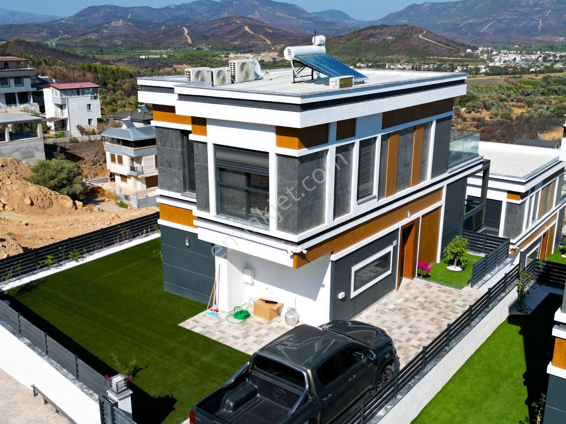 Seferihisar’atatürk Mahallesi’de Elektrikli Araç Şarj İstasyonlu Full Deniz Manzaralı Akıllı Villa - Görsel 2