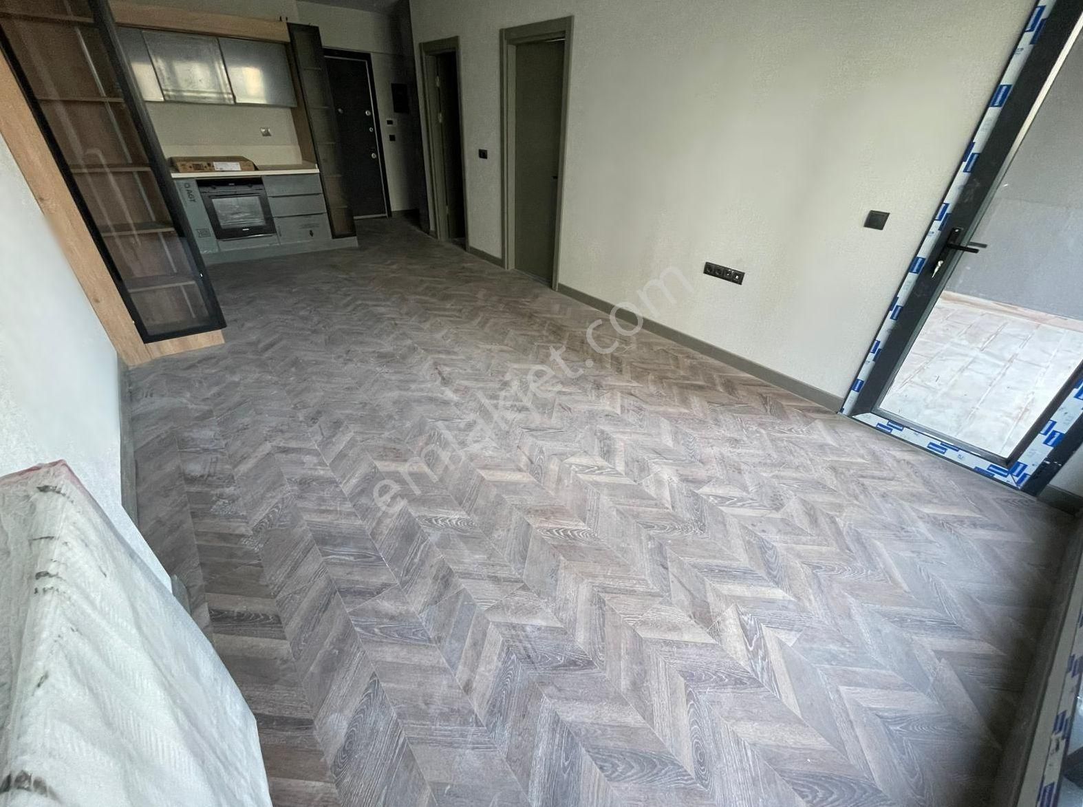 Cumhuriyet Mah. İstanbul Yolu Metrosu Yakını Ap İst Port Sitesi 1,5+1 Kiralık Daire - Görsel 3