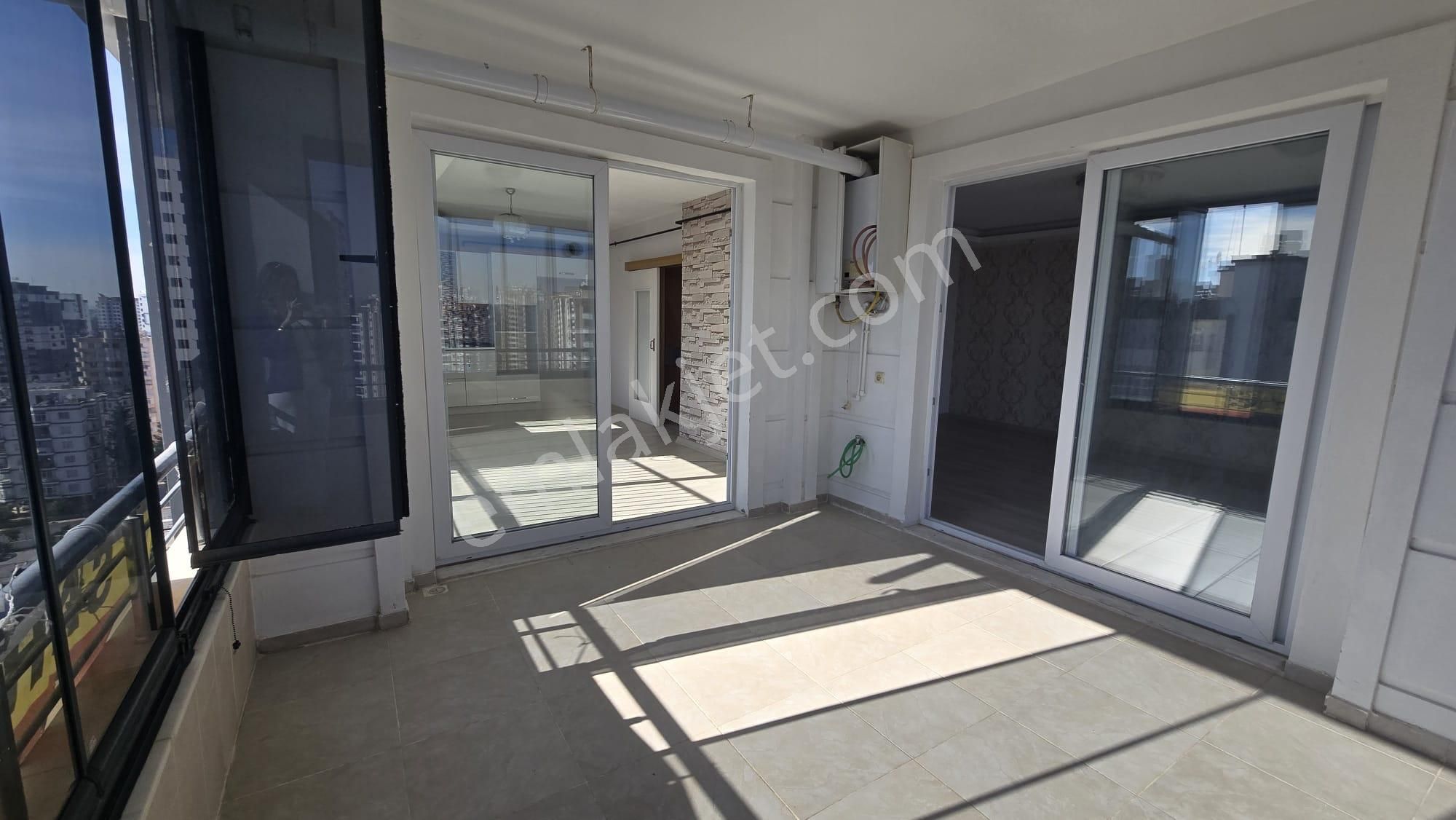 Arve'den İyi Lokasyon,geniş Site İçi Havuzlu,manzaralı 4+1 Daire - Görsel 3