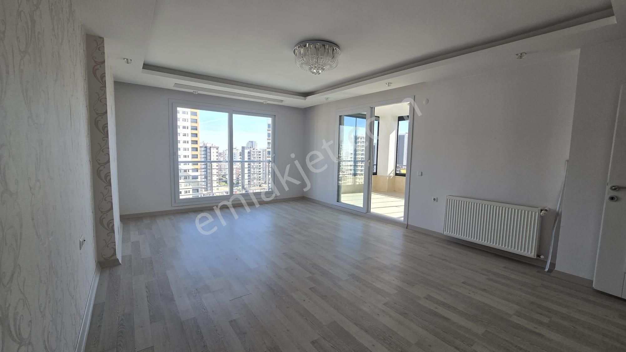 Arve'den İyi Lokasyon,geniş Site İçi Havuzlu,manzaralı 4+1 Daire - Görsel 8