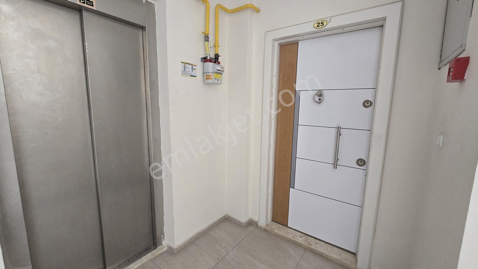 Arve'den İyi Lokasyon,geniş Site İçi Havuzlu,manzaralı 4+1 Daire - Görsel 28